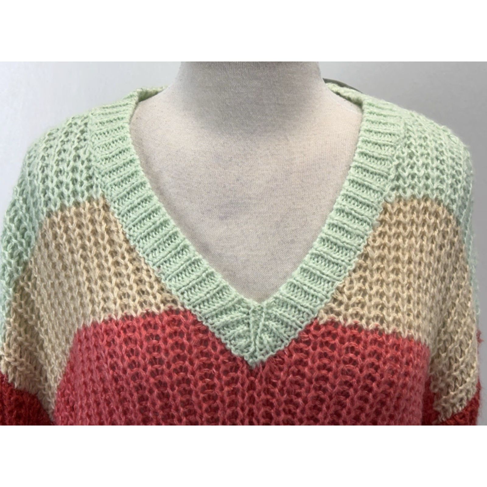 Torrid NEW Torrid Striped Tunic Sweater M/L Multicolor Knit V-Neck Long Sleeve Womens Rainbow Size M / US 6-8 / IT 42-44 - 5 Thumbnail