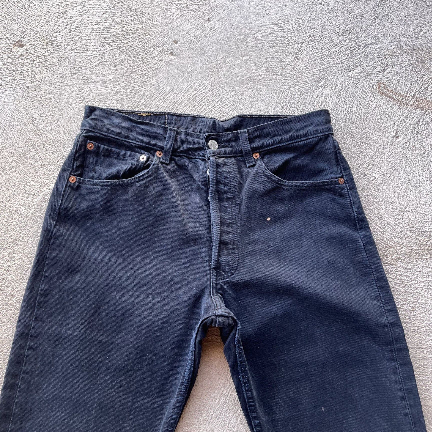 Levi's VINTAGE Levi's 501 Jeans Men 30x30 Black Straight Denim Pants 80s 90s Western Shirt Size US 30 / EU 46 - 5 Thumbnail