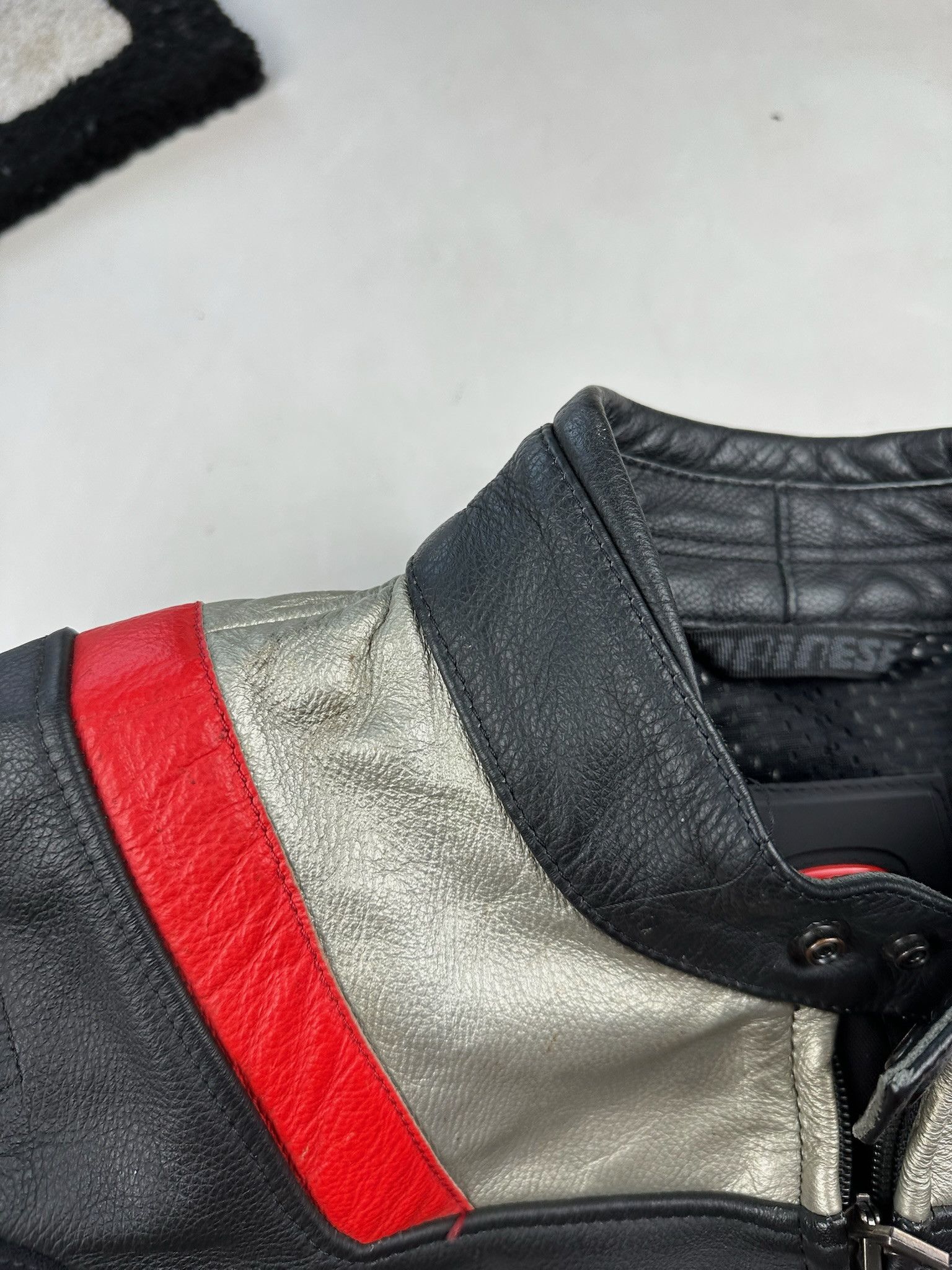 Dainese Dainese Leather Suit Superbike Jacket & Pants Size US L / EU 52-54 / 3 - 19 Thumbnail