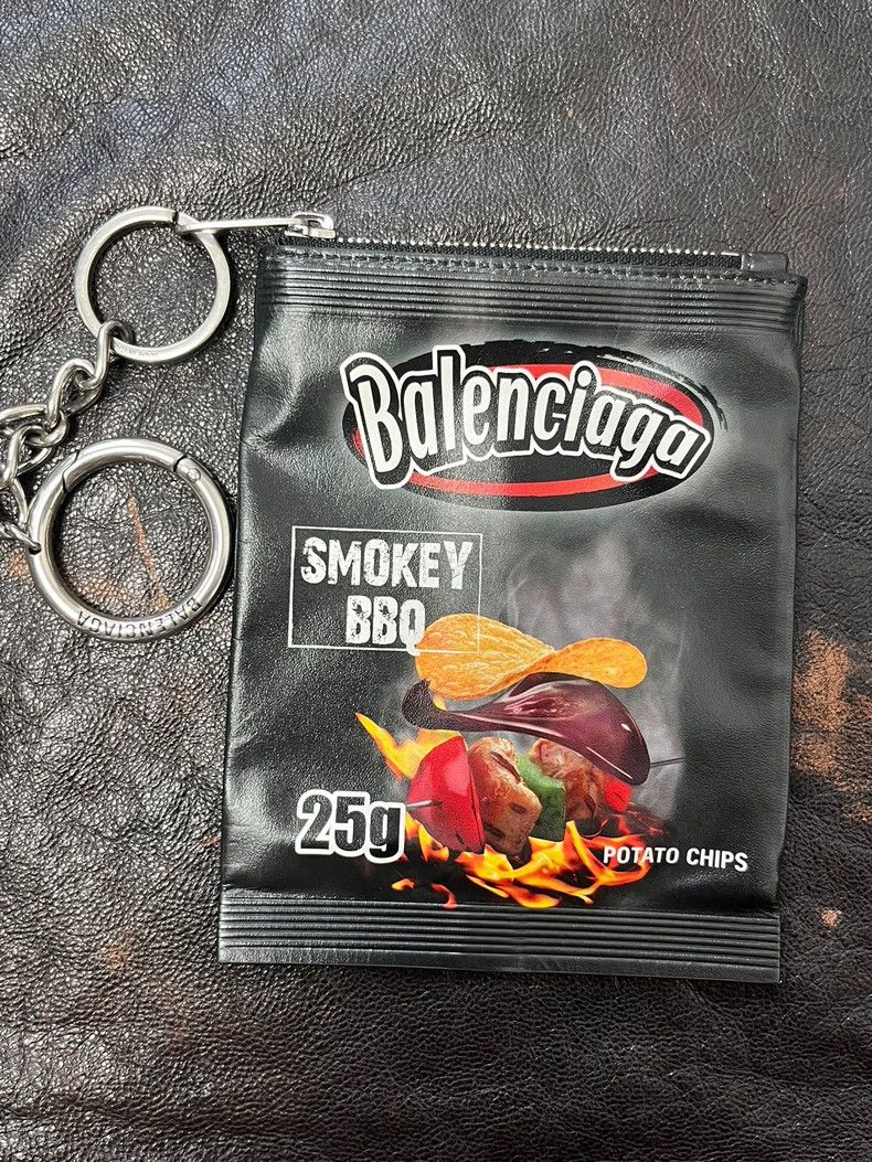 Balenciaga Balenciaga 25 Summer Decoration Potato Chip Bag Mobile Pho Size ONE SIZE - 2 Thumbnail