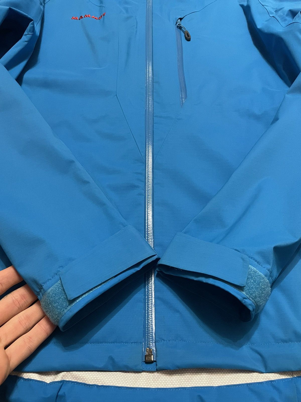 Mammut Vintage Mammut Dry Tech Premium Jacket Windbreaker Size US L / EU 52-54 / 3 - 14 Thumbnail