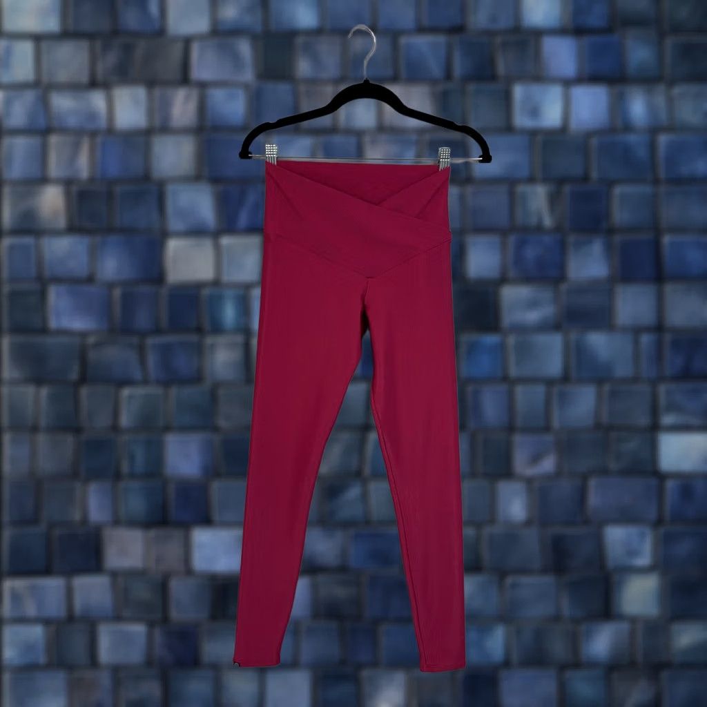 Vintage Onzie Leggings Womens Pink Ribbed High Rise Crossover Ankle Yoga Pants Size 28" / US 6 / IT 42 - 1 Thumbnail