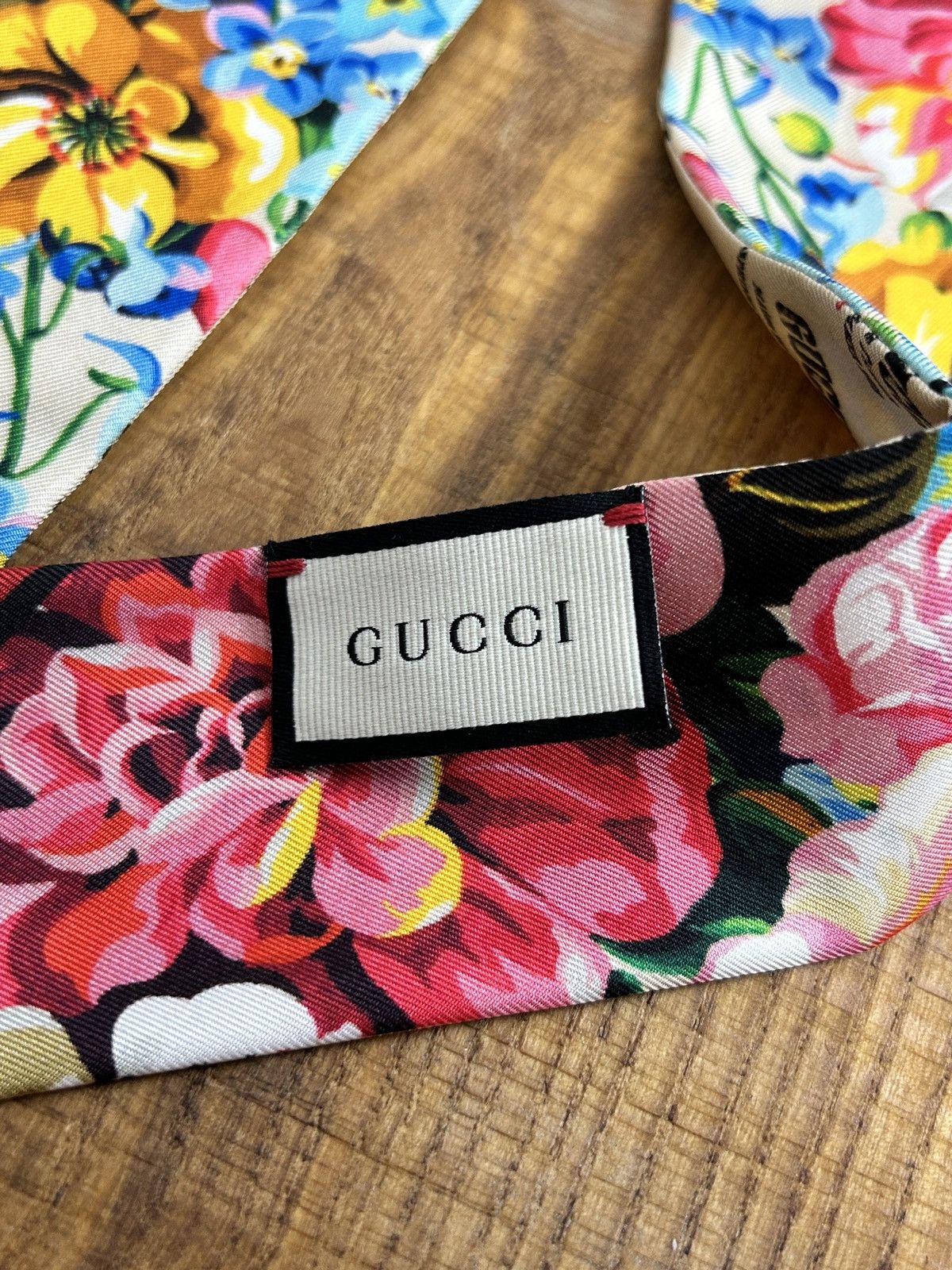 Gucci Gucci Silk Scarf Neck Bow Floral Flowers SS18 Limited Size ONE SIZE - 7 Thumbnail