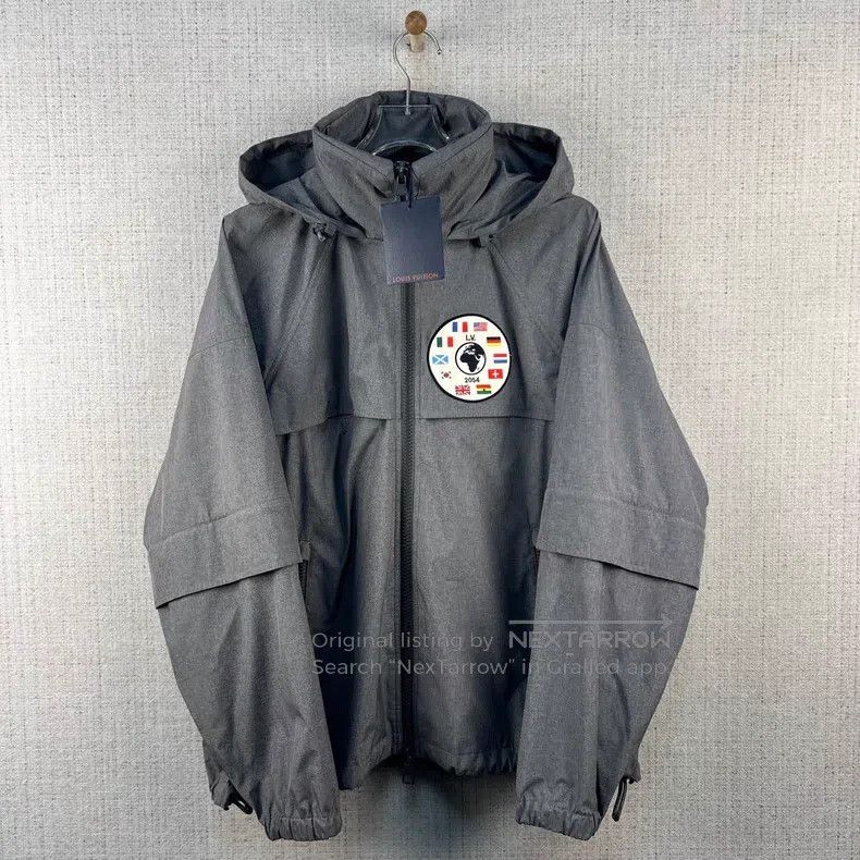 Louis Vuitton Louis Vuitton Logo Embroidered Pegasus Hooded Jacket Size US M / EU 48-50 / 2 - 1 Thumbnail