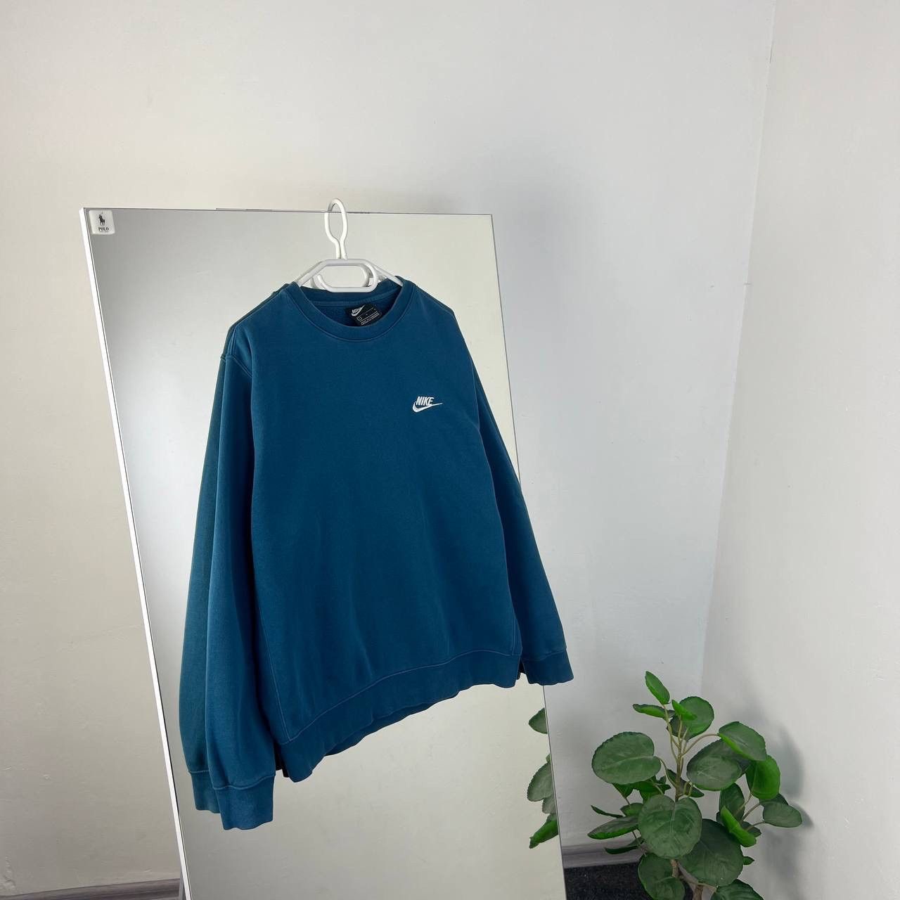 Nike Vintage Y2K Nike Mini Logo Oversized Sweatshirt Streetwear Size US L / EU 52-54 / 3 - 1 Thumbnail
