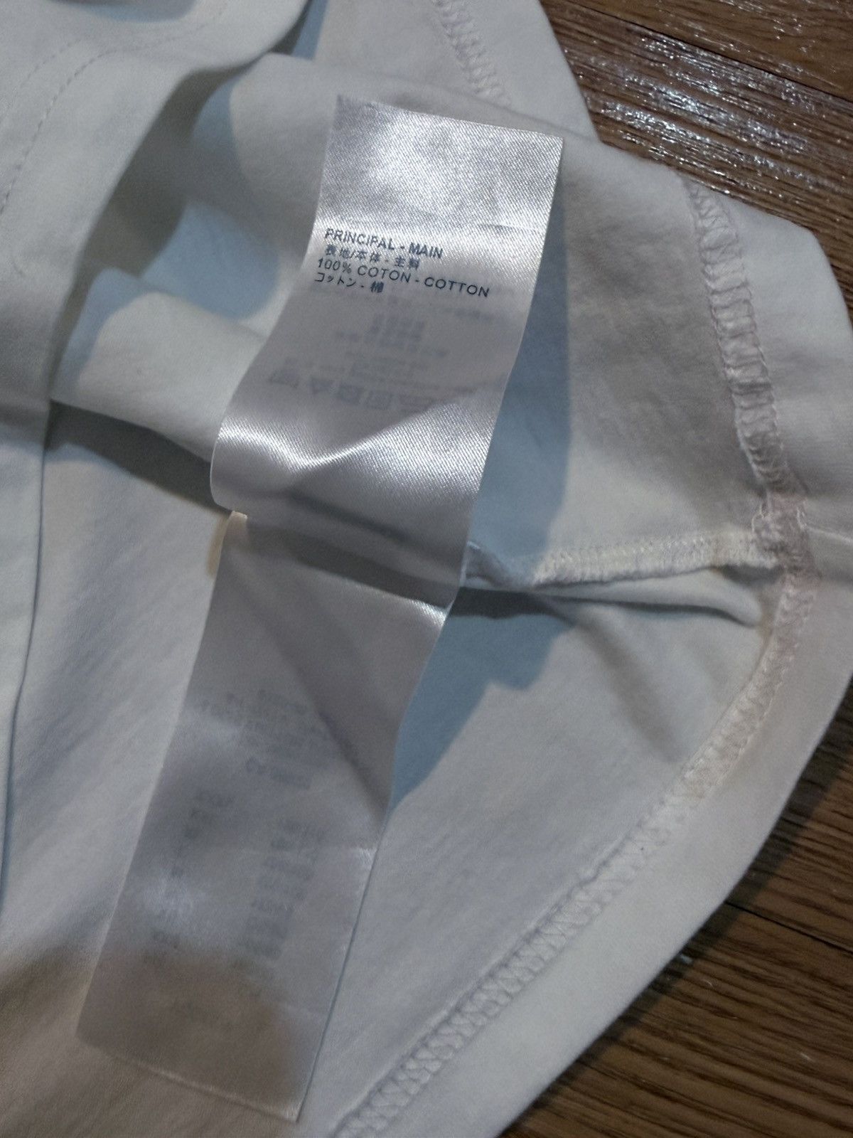 Louis Vuitton LV tee Size US M / EU 48-50 / 2 - 7 Thumbnail