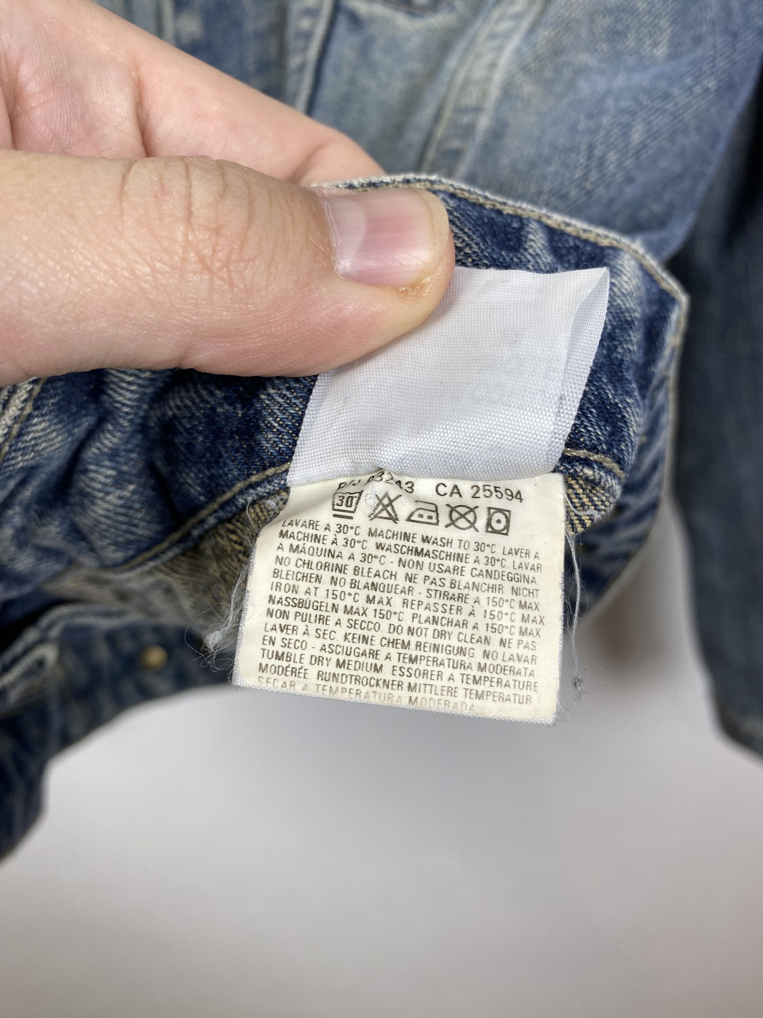 Diesel × Vintage Diesel y2k Vintage Denim Jacket Womens size S Size S / US 4 / IT 40 - 13 Thumbnail