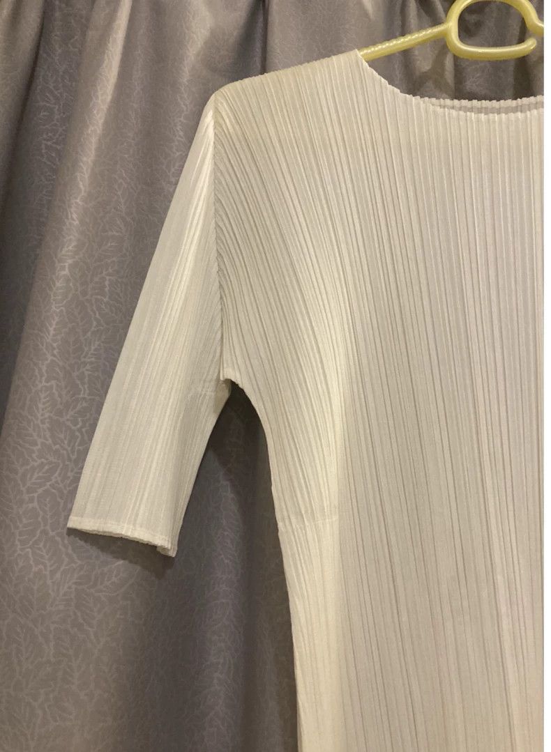Issey Miyake Issey Miyake size:3 Beige dress Size M / US 6-8 / IT 42-44 - 2 Thumbnail