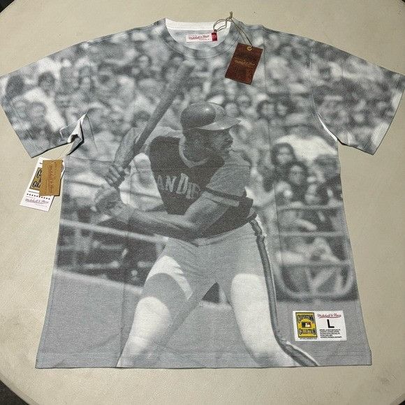 Mitchell & Ness NWT Men's Dave Winfield San Diego Padres Cooperstown Sz L Size US L / EU 52-54 / 3 - 1 Thumbnail
