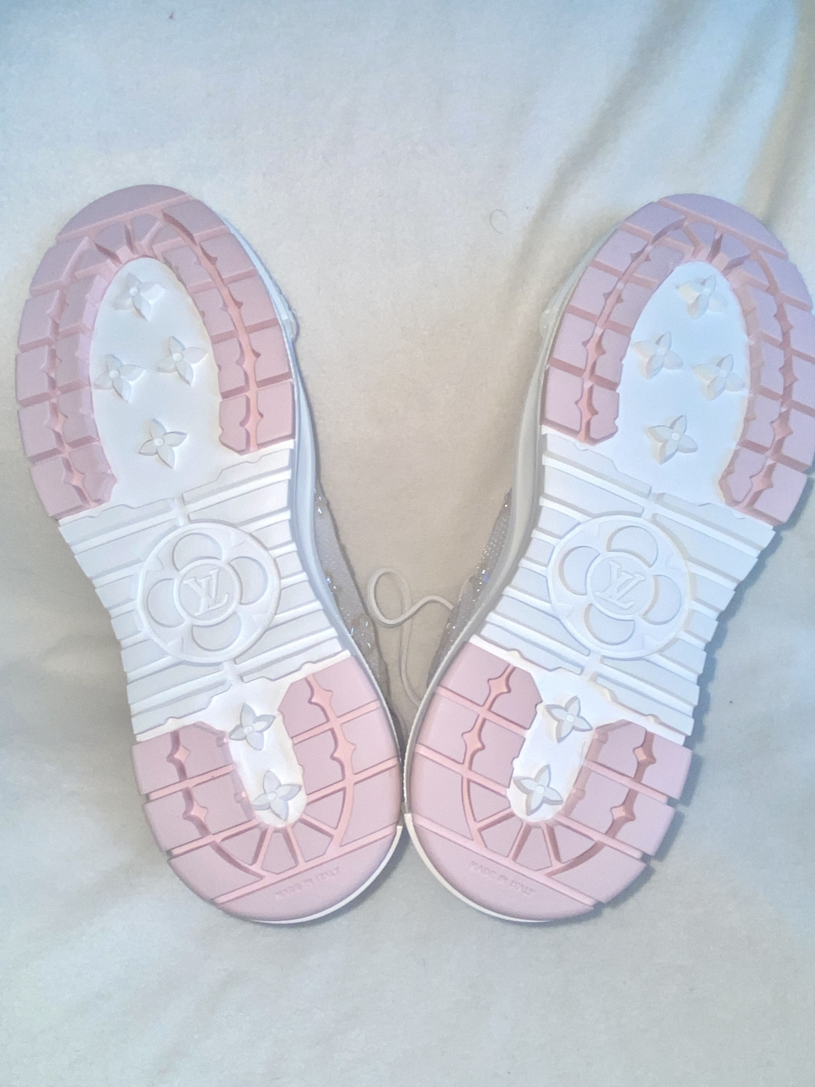 Louis Vuitton LV Monogram Mesh Sneakers Size US 8 / IT 38 - 3 Thumbnail