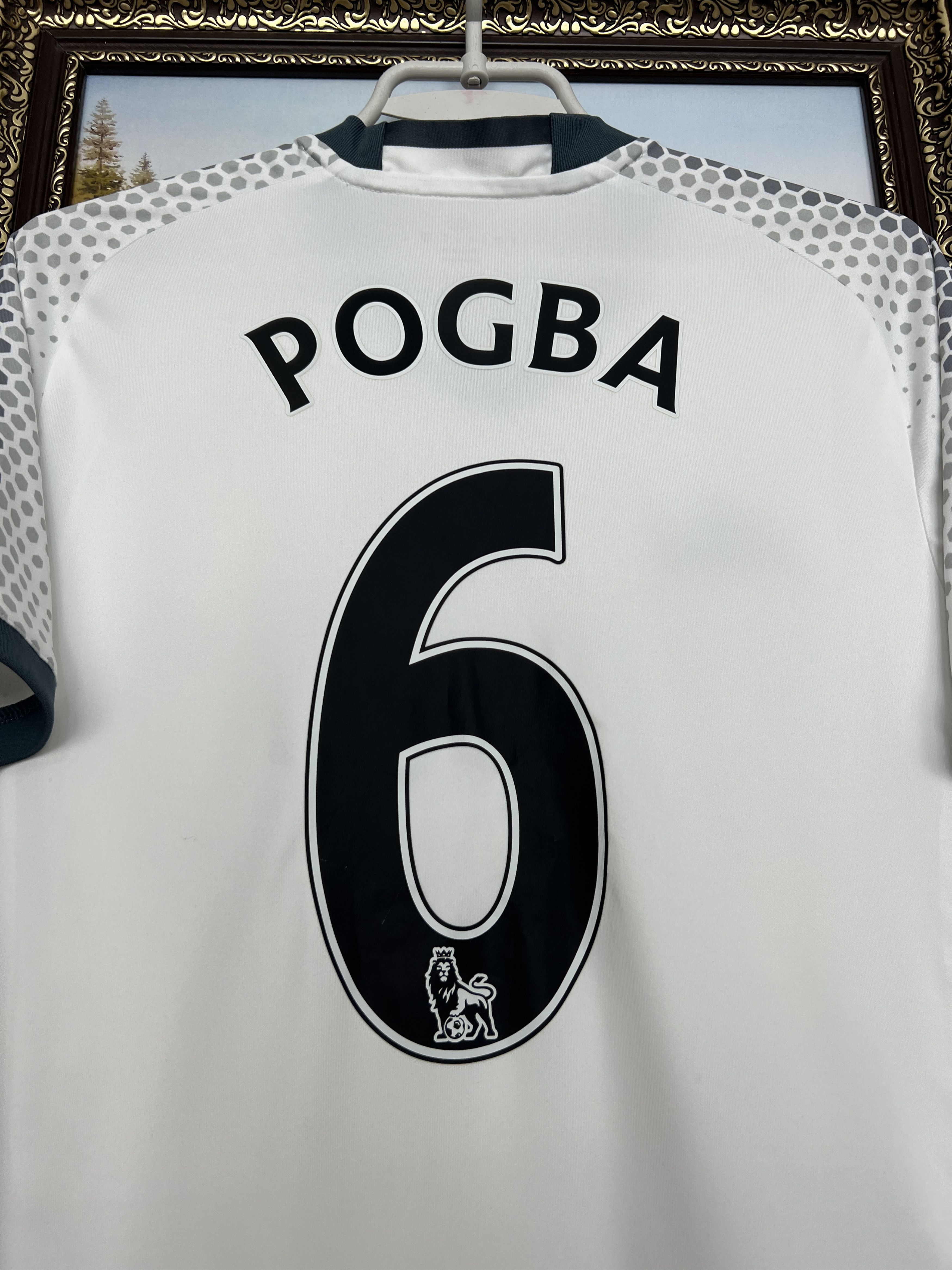 Adidas Manchester United football shirt #6 Pogba Jersey Trikot Size US S / EU 44-46 / 1 - 12 Thumbnail