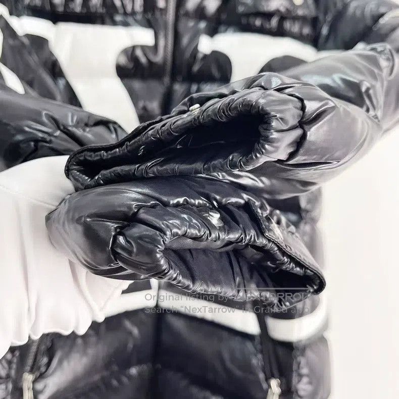 Valentino Valentino Co-branded down jacket Size L / US 10 / IT 46 - 3 Thumbnail