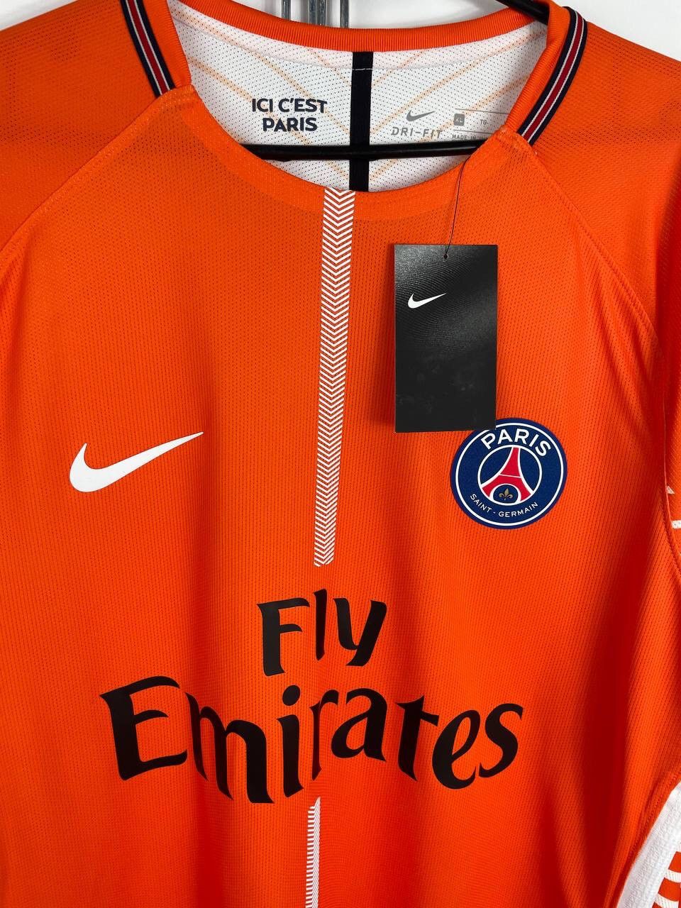 Japanese Brand × Nike BNWT 2017-2018 Nike PSG Player Issue Goalkeeper Jersey Shirt Size US XL / EU 56 / 4 - 3 Thumbnail