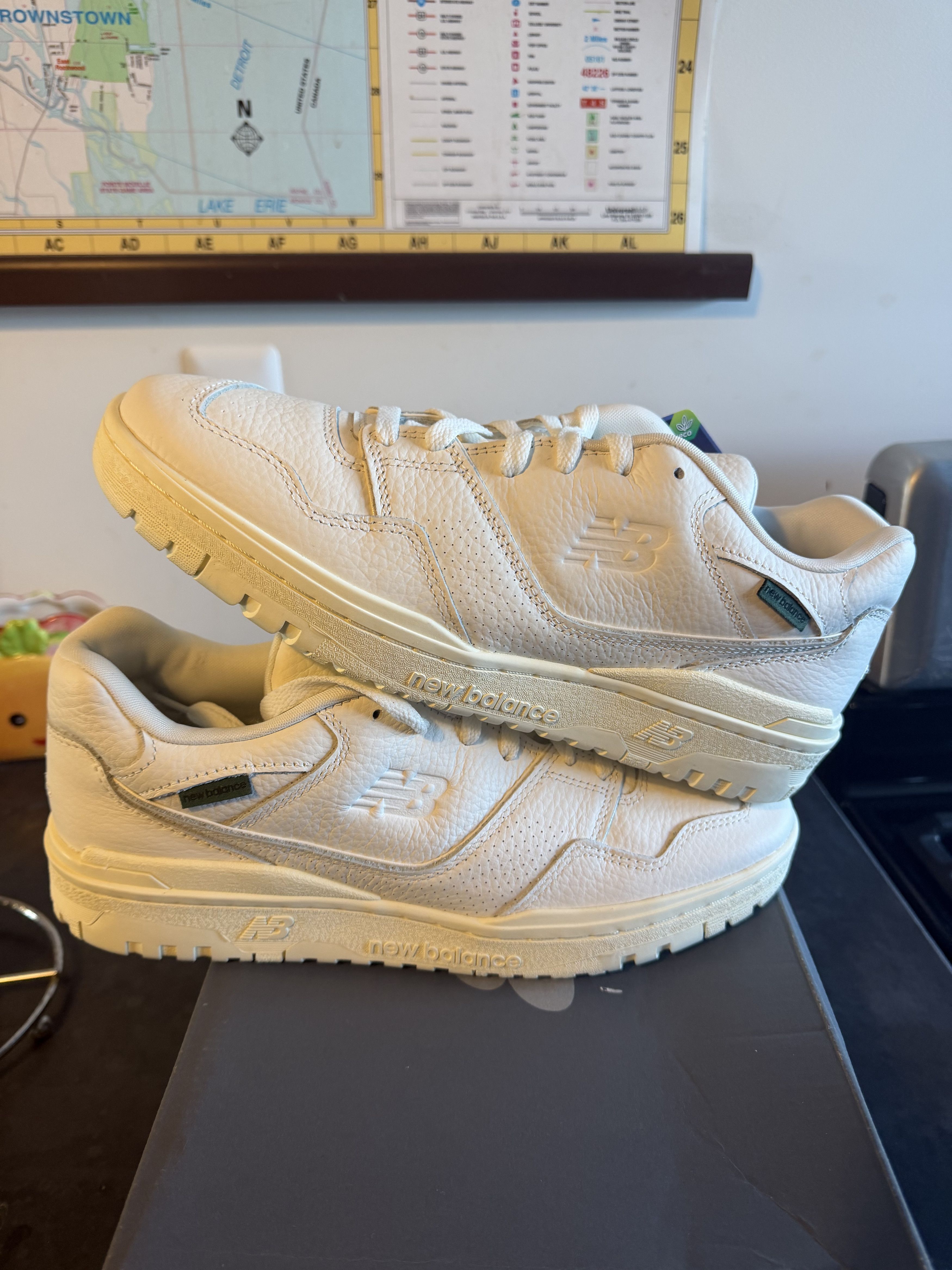 New Balance New Balance 550 Trainers Sea Salt / Angora Size US 10.5 / EU 43-44 - 1 Thumbnail