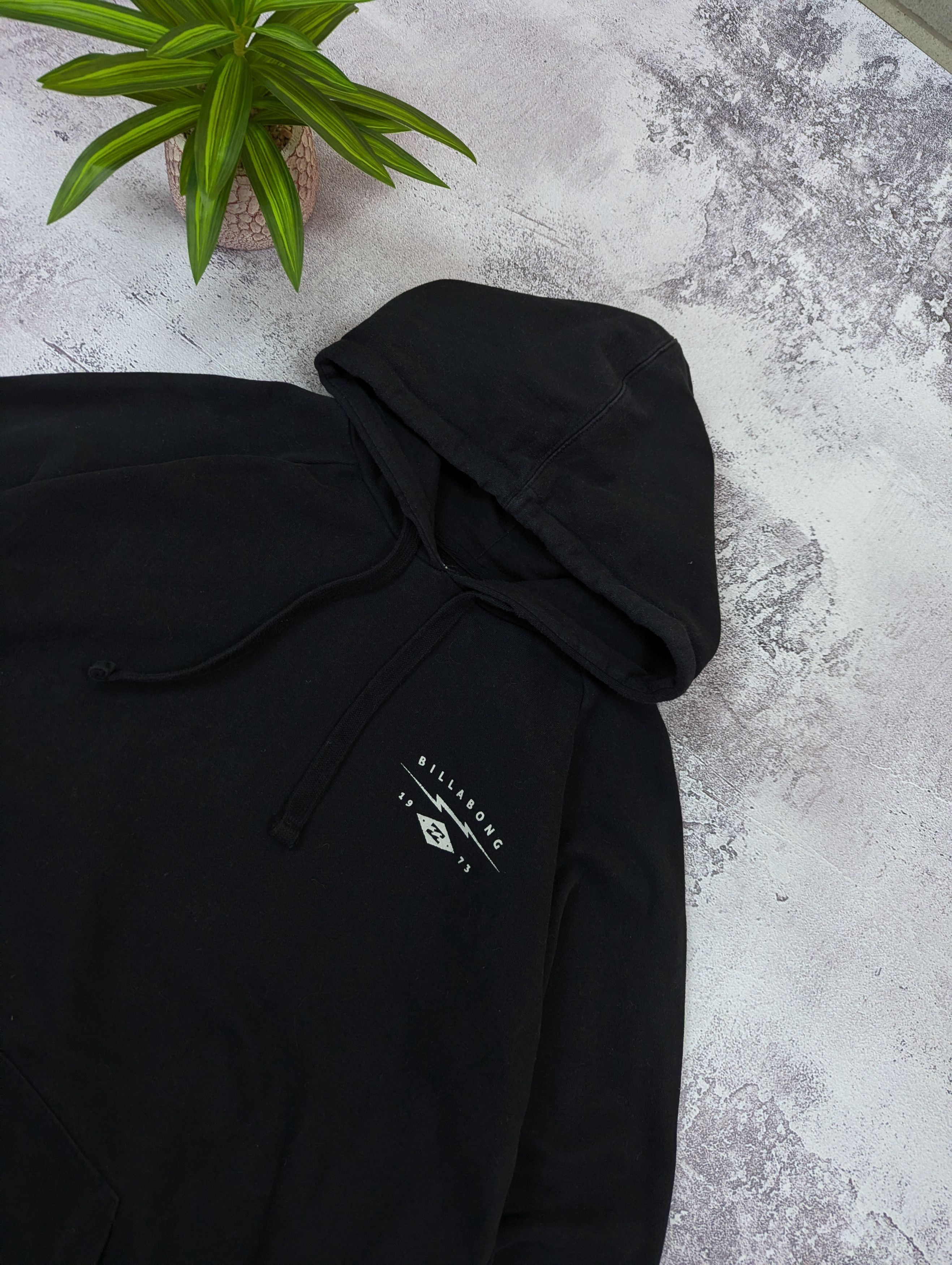 Billabong Billabong Hoodie Black Logo Surf Skate Size L Vintage Size US L / EU 52-54 / 3 - 20 Thumbnail
