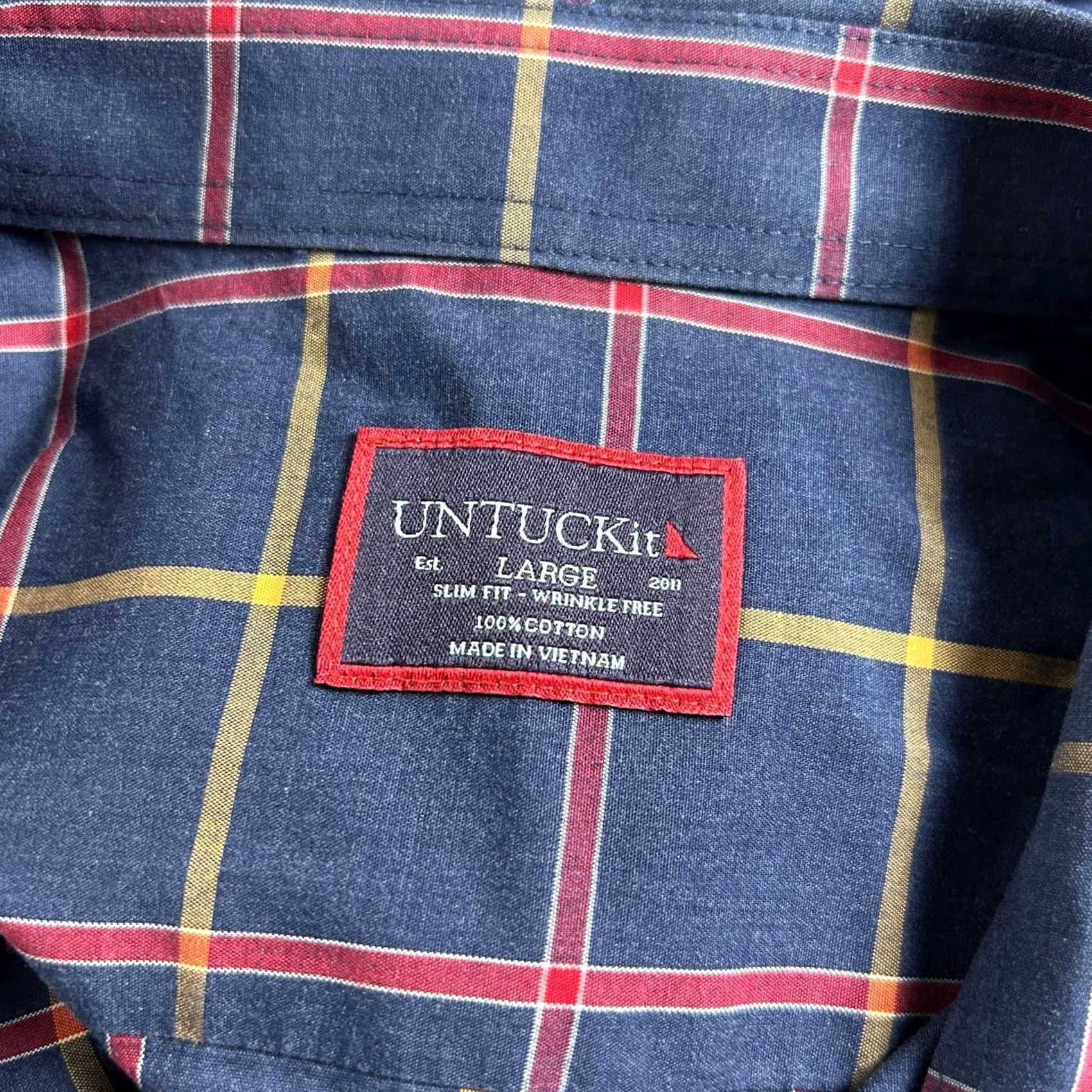 UNTUCKit UNTUCKit Shirt Mens Navy Red Plaid Button-Up Large Slim Fit Wrinkle-Free Cotton Size US L / EU 52-54 / 3 - 3 Thumbnail