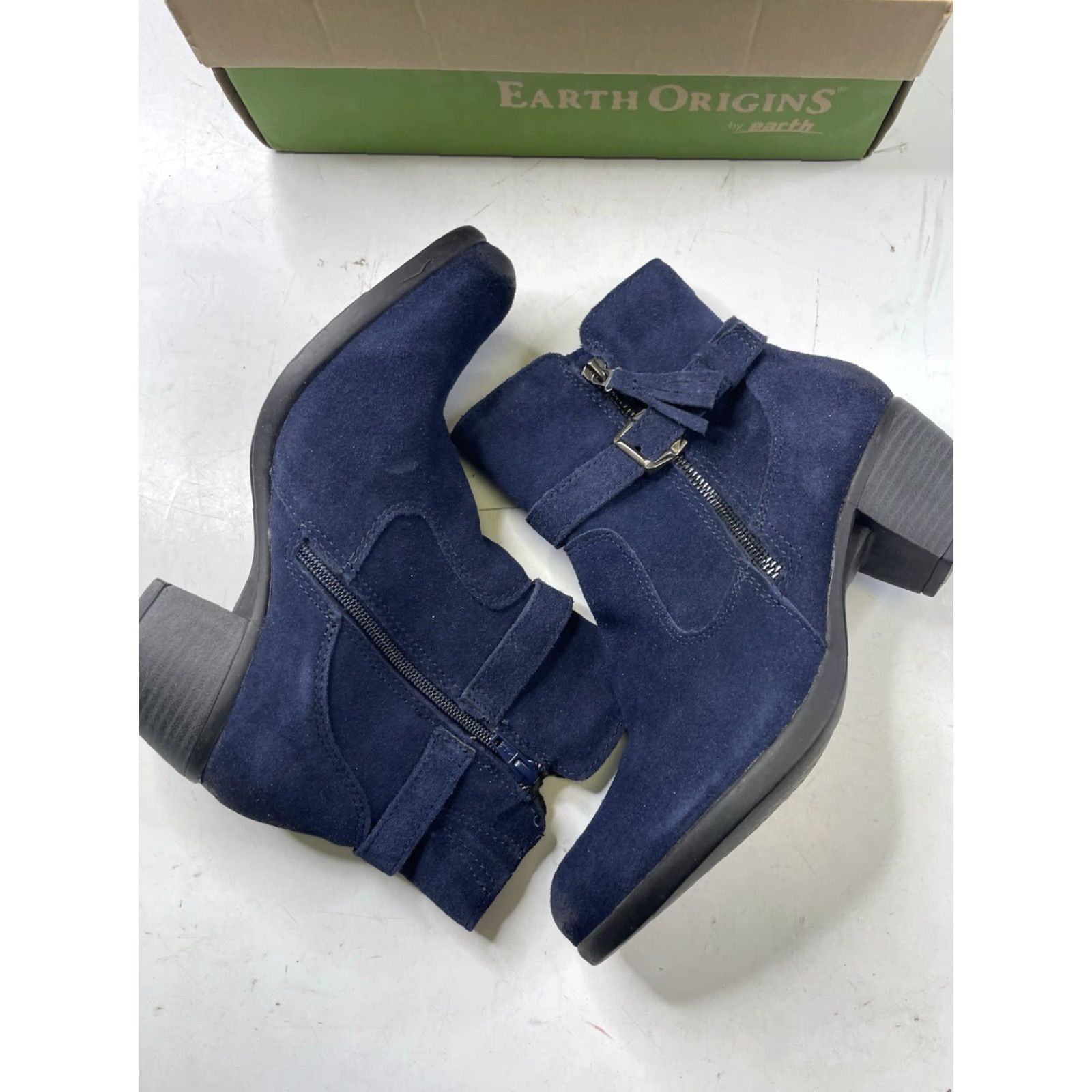Vintage Earth Origins Tori Women's Bootie Navy Blue Suede Ankle Water Resistant 10W Wide Size US 10 / IT 40 - 7 Thumbnail