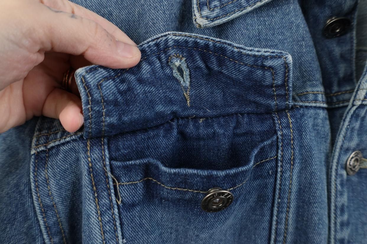 Vintage Vintage 90s Y2K Hotel Casino Denim Jean Trucker Jacket Blue Size US L / EU 52-54 / 3 - 8 Thumbnail