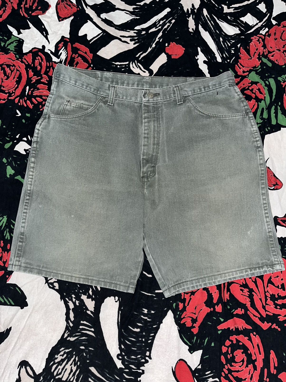 Vintage Crazy 90's Faded Distressed Baggy Skater Green Denim Shorts Size US 38 / EU 54 - 1 Thumbnail