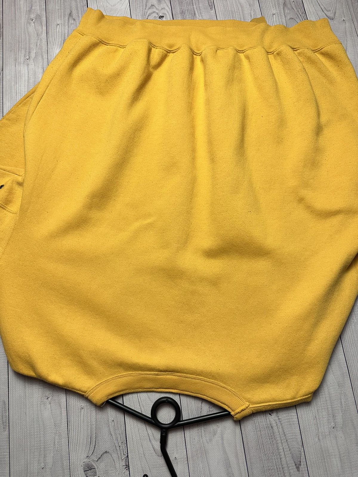 Timberland × Vintage Vintage Timberland sweatshirt big logo yellow size Xl Size US XL / EU 56 / 4 - 8 Thumbnail