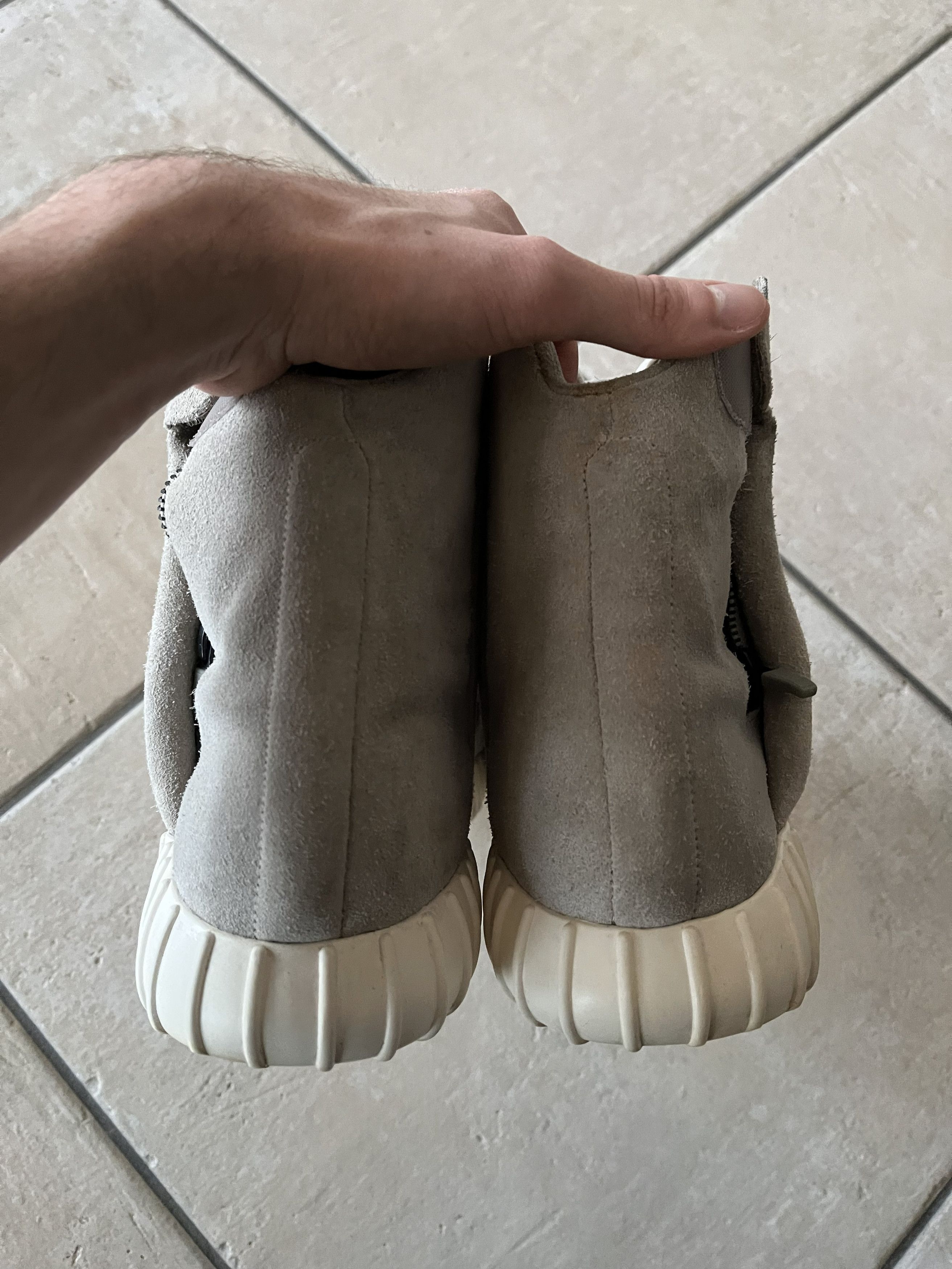 Yeezy Yeezy 750 OG Grey Size US 11 / EU 44 - 5 Thumbnail