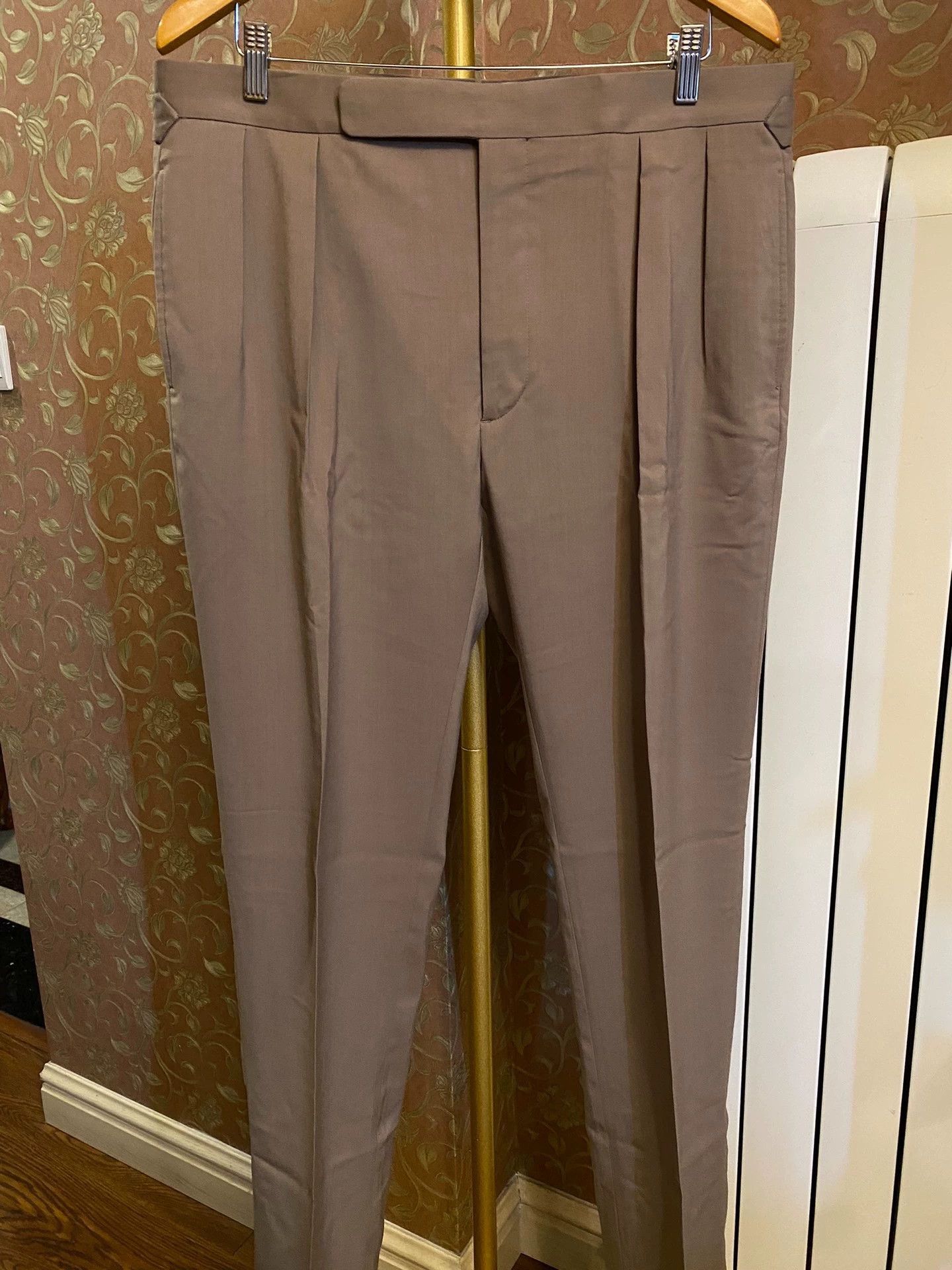 Ralph Lauren Beige Pleated Casual Pants Size 34 Size US 34 / EU 50 - 1 Thumbnail
