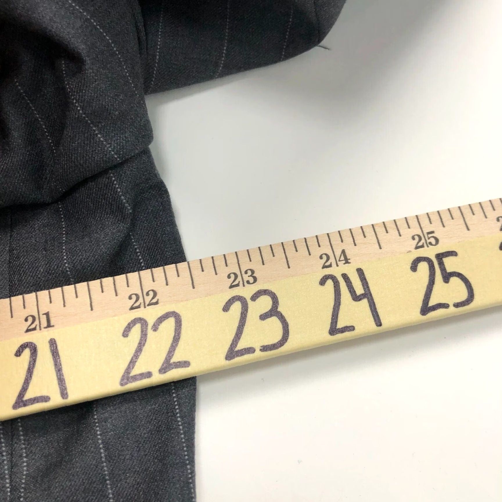 Vintage Hickey Freeman Suit Coat Jacket 42R REG Men 100% Striped Wool Dark Gray Notch Lapel Four-Button Single-Breasted Size 42R - 6 Thumbnail