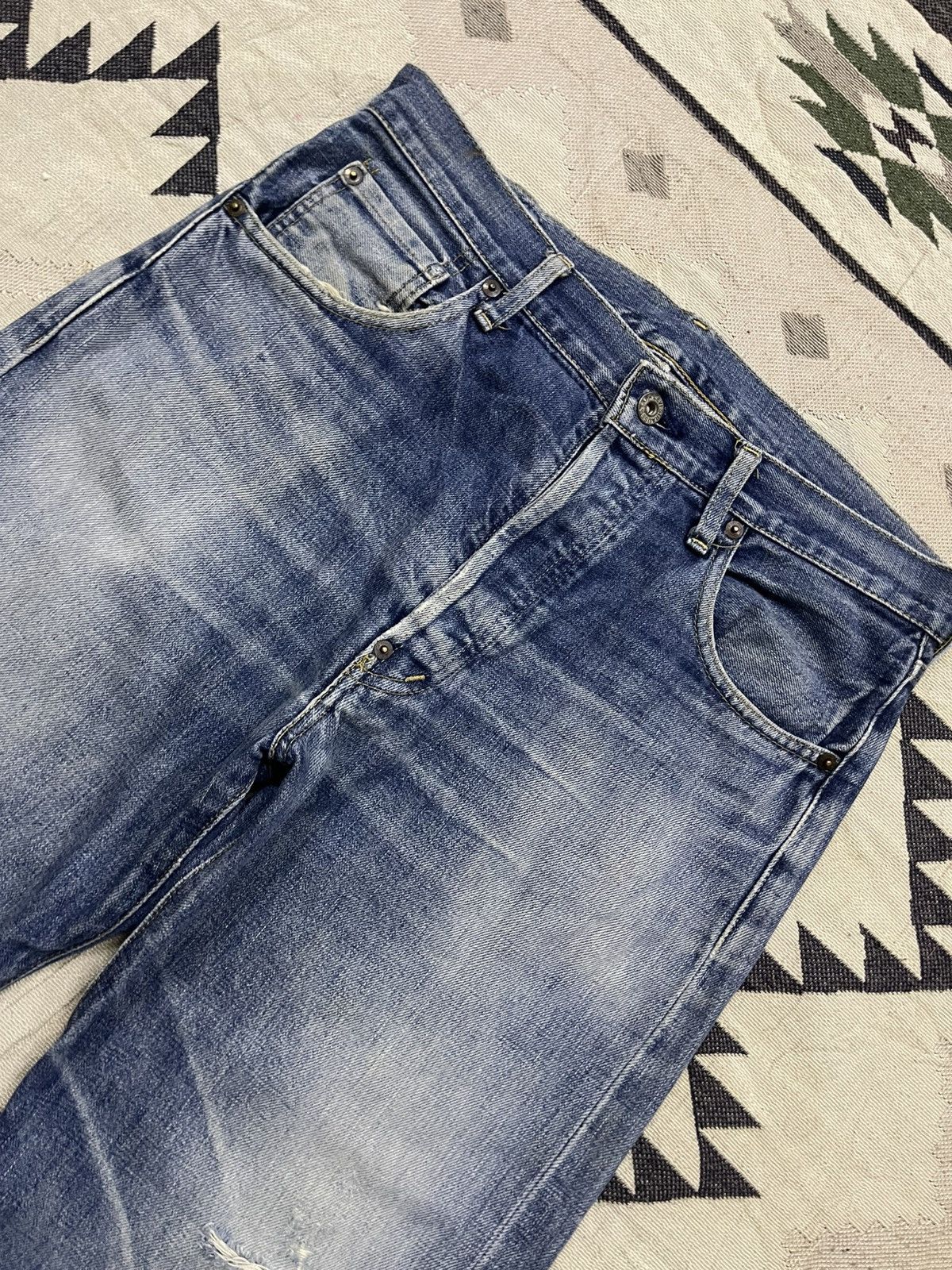 Levi's Vintage Clothing VINTAGE LEVIS 702 BIG E HOODED SELVEDGE DENIM JEANS Size US 32 / EU 48 - 8 Thumbnail