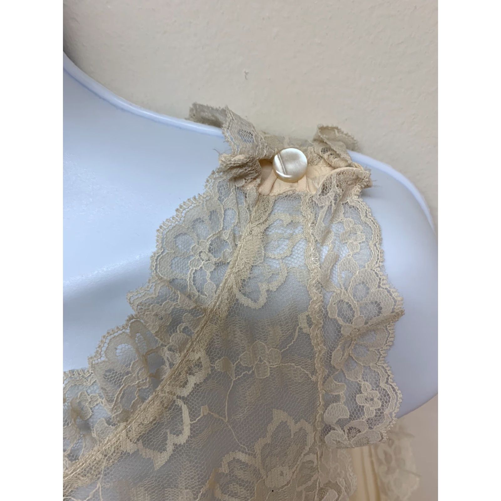 Vintage VINTAGE Najla New York Silky Crepe Lace Full Length Nightgown M Beige 1970s USA NOS Size ONE SIZE - 4 Thumbnail