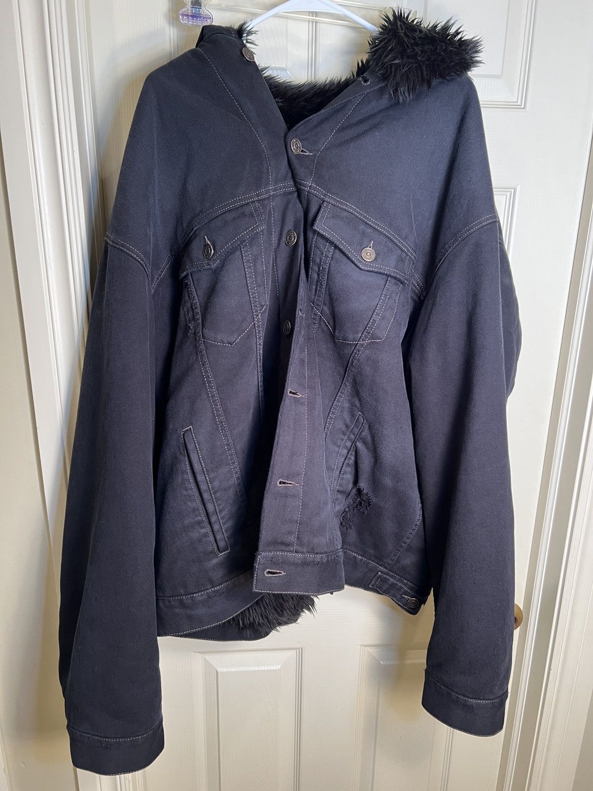 Balenciaga Balenciaga fur denim jacket Size US L / EU 52-54 / 3 - 8 Thumbnail