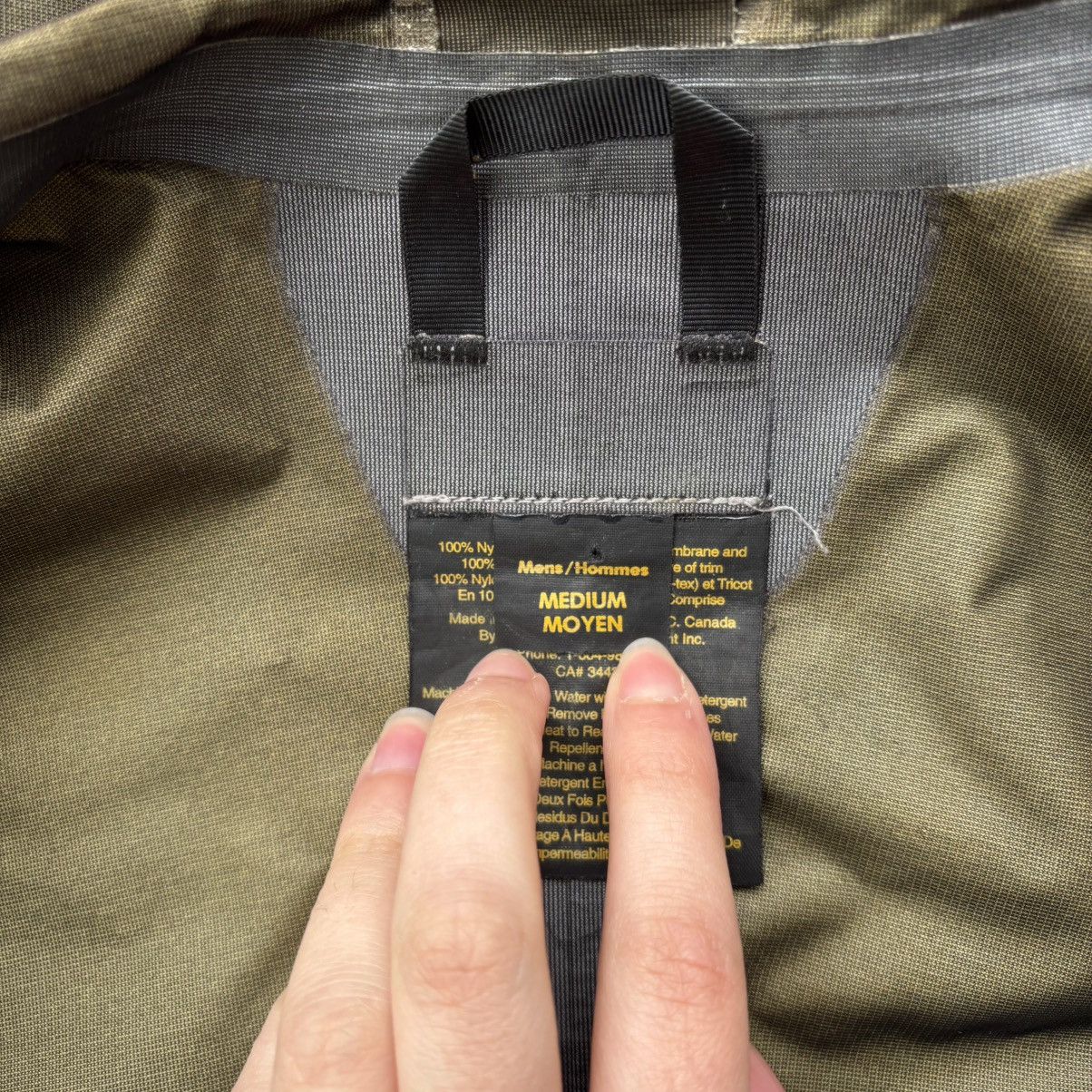 Arc'teryx 1998 Arc’teryx First Edition Beta Lt Alpine Size Medium Size US M / EU 48-50 / 2 - 7 Thumbnail