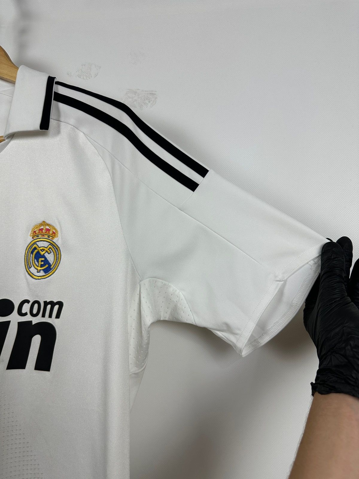 Adidas 2008/09 Adidas FC Real Madrid Vintage Home Soccer Jersey Kit Size US M / EU 48-50 / 2 - 11 Thumbnail