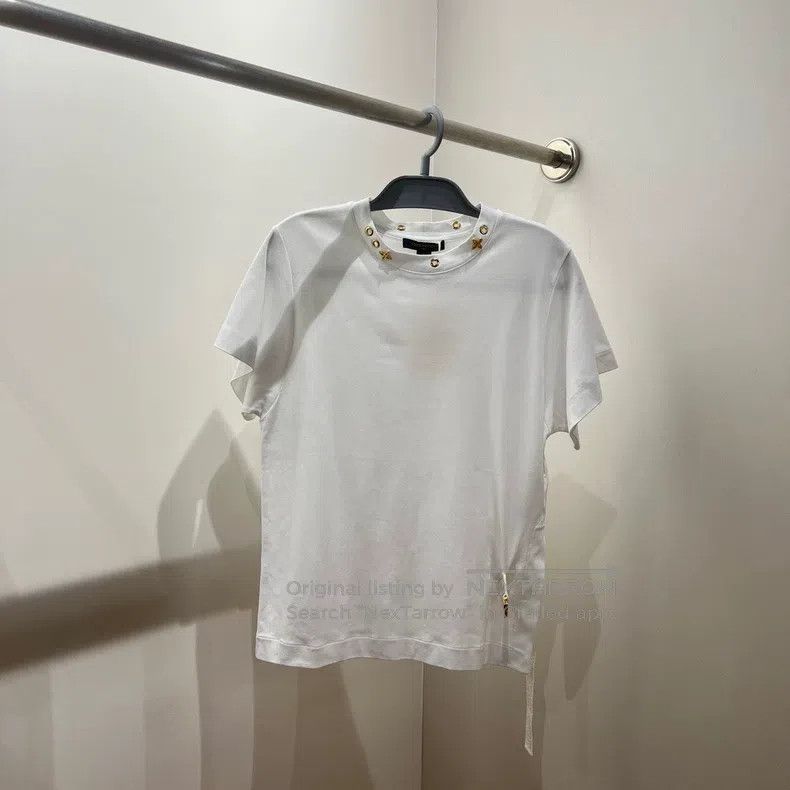 Louis Vuitton Louis Vuitton Neckline logo short sleeve T-shirt Size S / US 4 / IT 40 - 1 Thumbnail