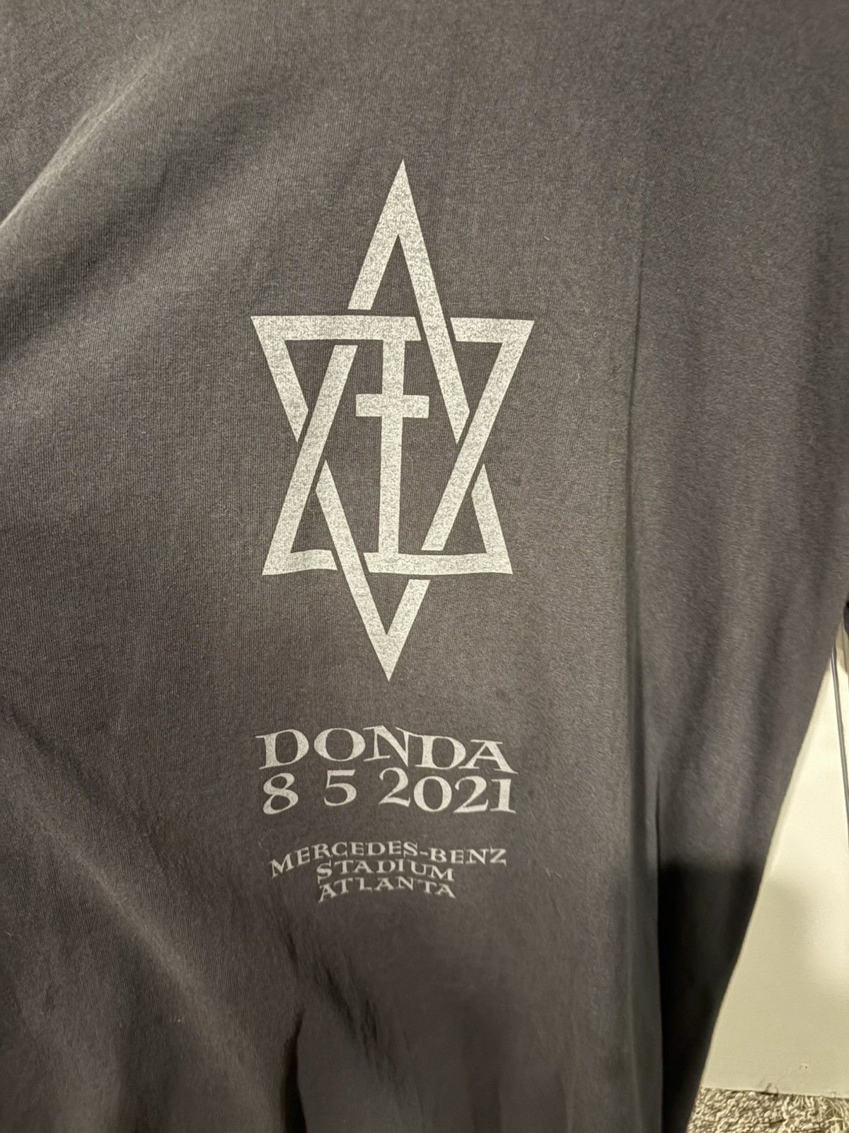 Kanye West × Yeezy Donda long sleeve tee Size US L / EU 52-54 / 3 - 1 Thumbnail