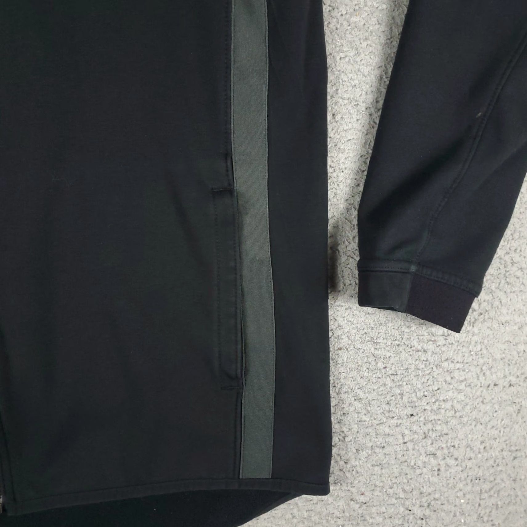 Nike Nike Hoodie Mens Small Black Therma Fit Full Zip Up Sweatshirt Jacket Size US S / EU 44-46 / 1 - 5 Thumbnail