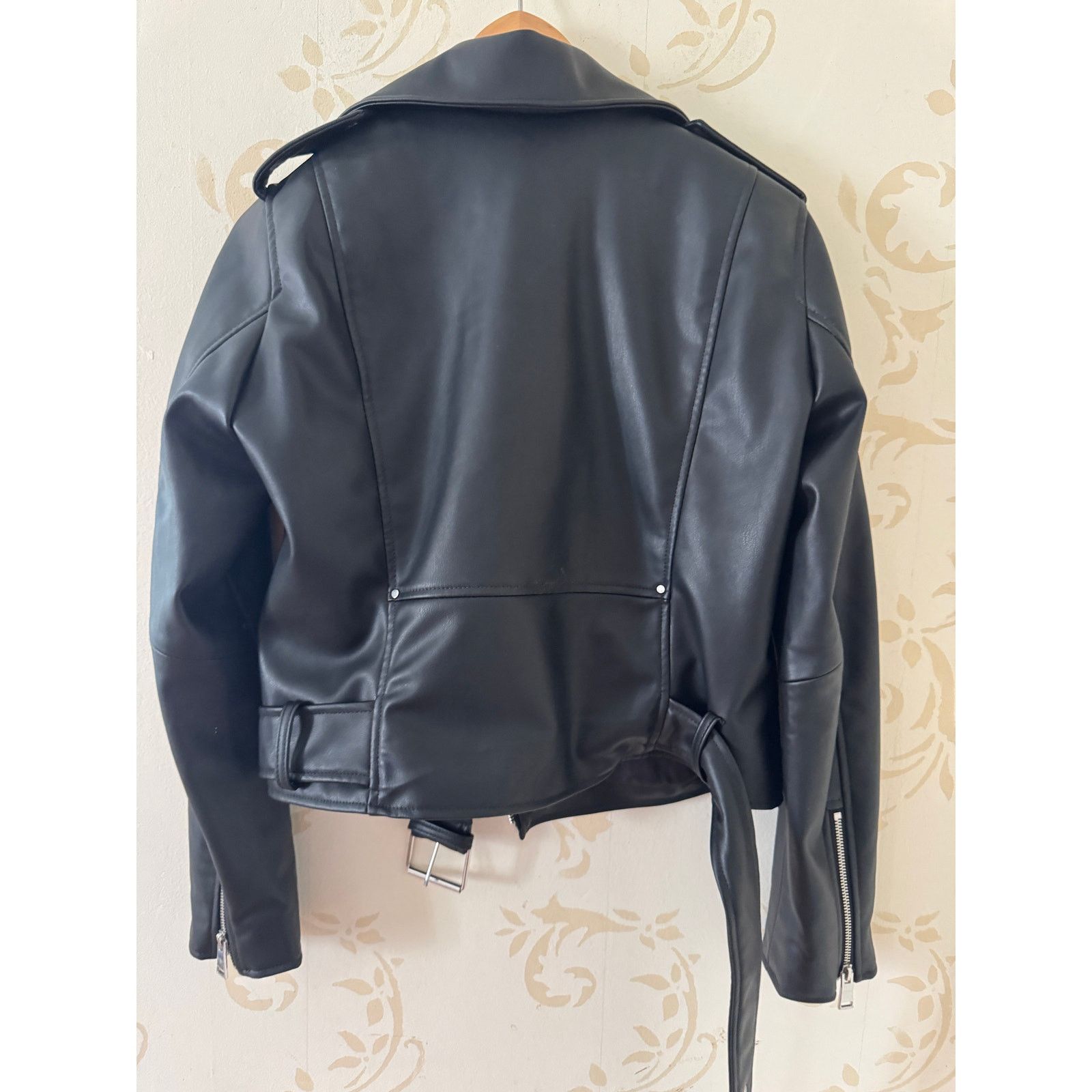 Zara Ladies Small Zara Faux Leather Black Moto Jacket Worn Once Size S / US 4 / IT 40 - 3 Thumbnail