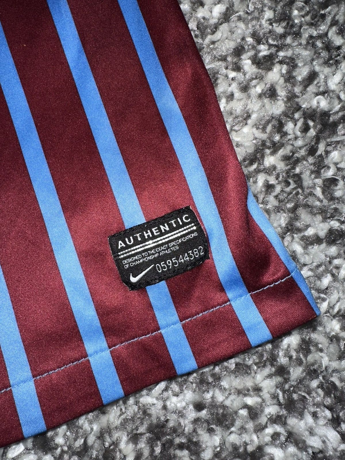 Nike Trabzonspor Turkey 2012/2013 Home Jersey Size US L / EU 52-54 / 3 - 2 Thumbnail