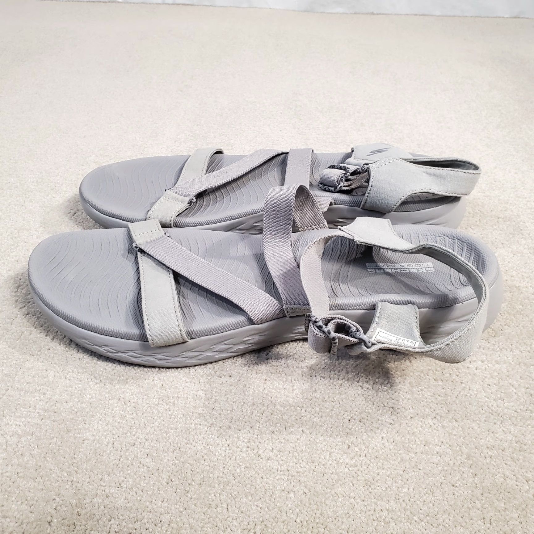 SKECHERS Skechers Goga Mat Sandals Womens 11 Gray Buckle Casual Comfort Walking Open Toe Flat Sandal Shoes Size US 11 / IT 41 - 7 Thumbnail