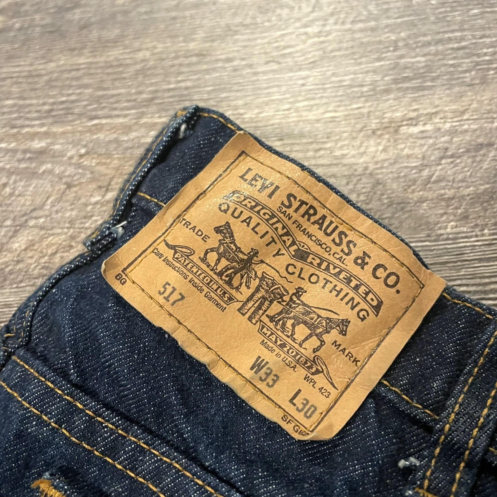 Levi's VINTAGE Levi's 517 Denim Jean Mens 32x27 Dark Blue Scovill Zipper NNWT 20517 0217 Jeans Mens Size US 32 / EU 48 - 3 Thumbnail