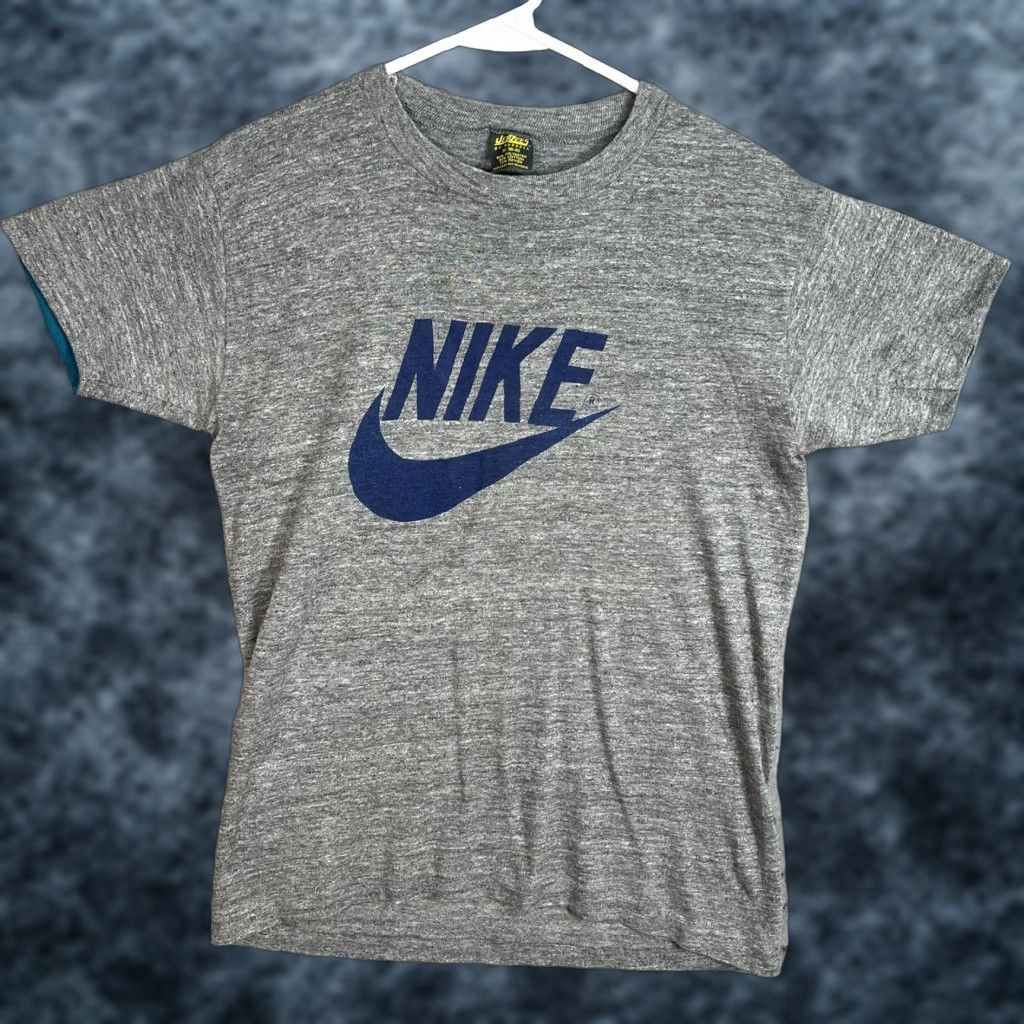 Nike VINTAGE Nike Swoosh T Shirt Adult Medium Gray Jerzees Tag USA Made Mens Size US M / EU 48-50 / 2 - 1 Thumbnail