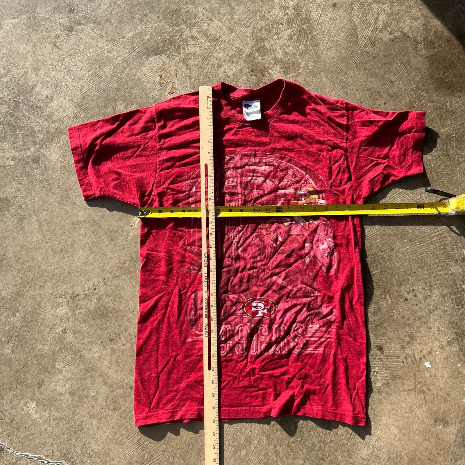 Vintage VINTAGE SAN FRANCISCO 49ERS PRO PLAYER T-SHIRT RED MEDIUM Size US M / EU 48-50 / 2 - 5 Thumbnail