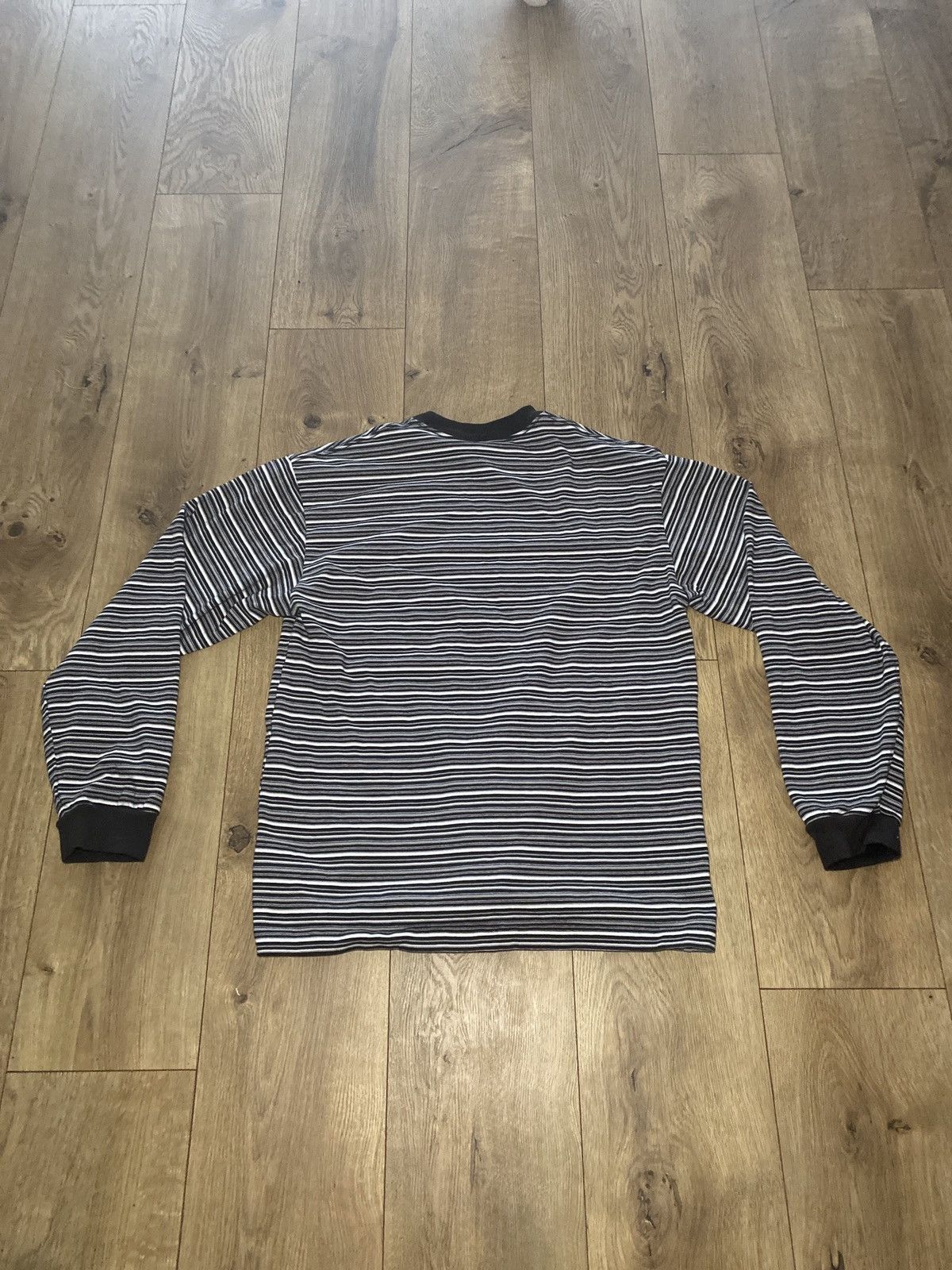 Vans Vans long sleeve black and white skateboard shirt Size US M / EU 48-50 / 2 - 2 Thumbnail