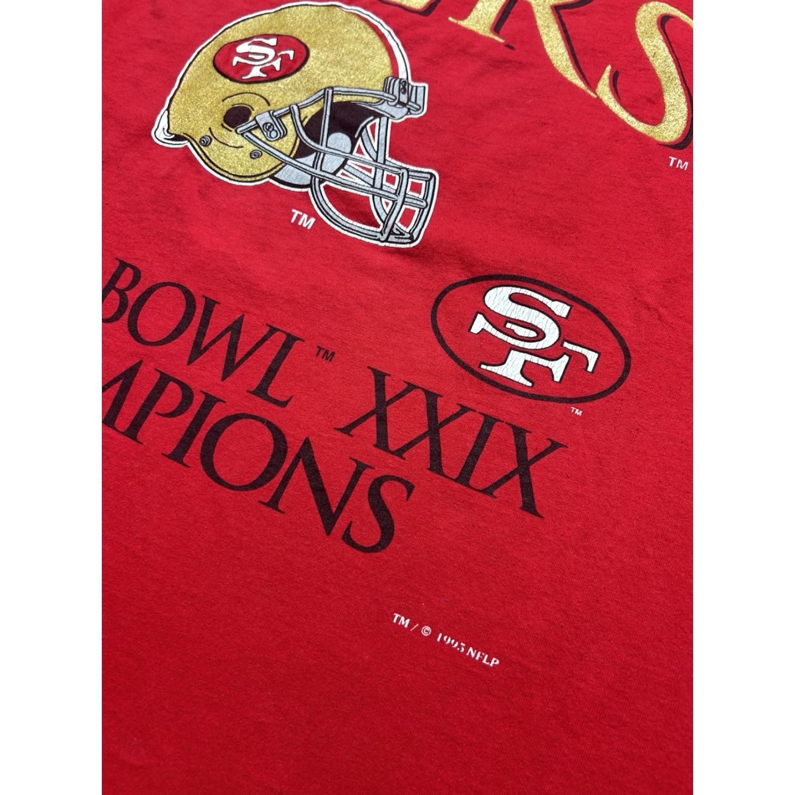 Nutmeg VINTAGE Nutmeg San Francisco 49ers NFL Football T-Shirt XL Red 90s Graphic shirt Men Boys Mens 49ers Super Bowl Champs Size US XL / EU 56 / 4 - 3 Thumbnail