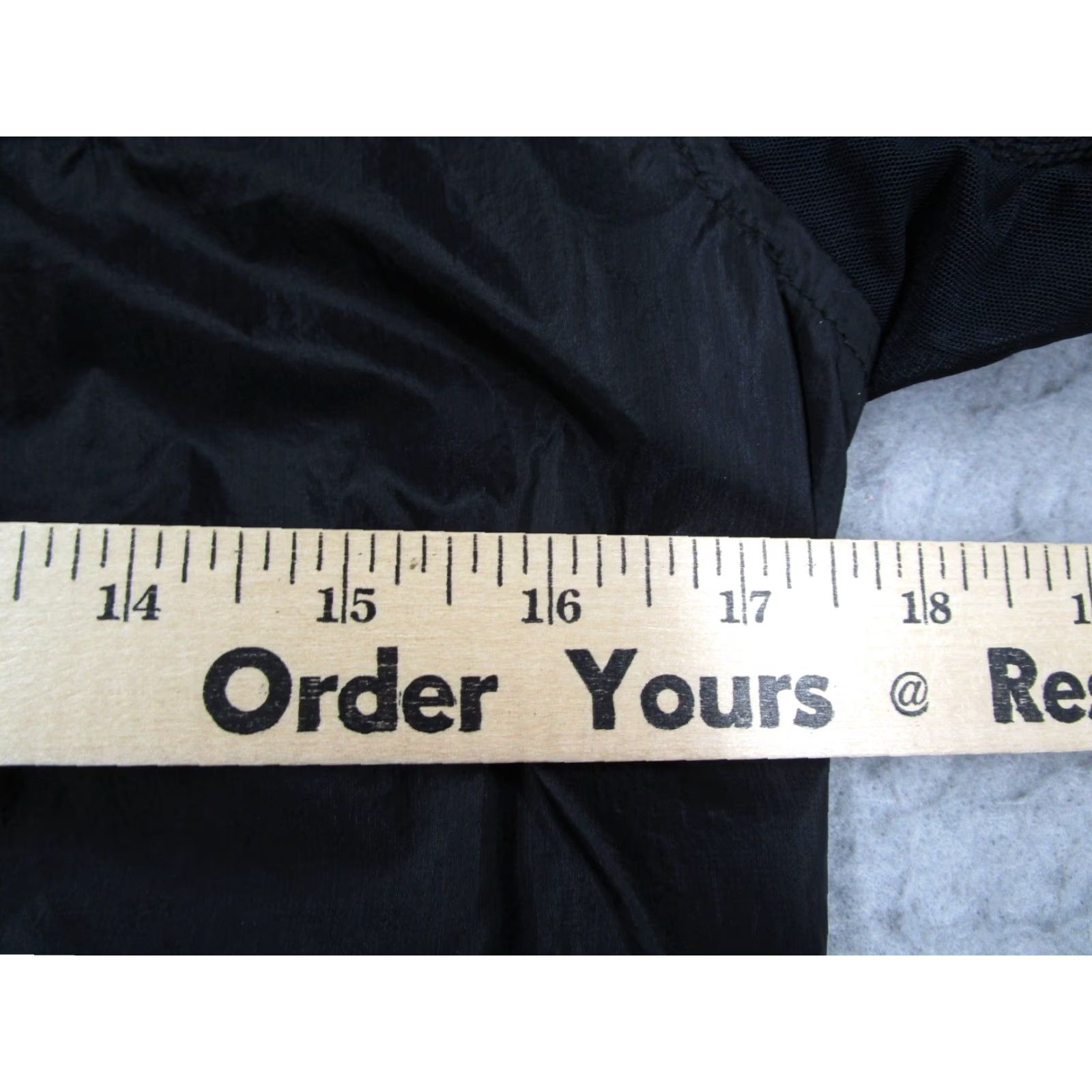 Lululemon Lululemon Jacket Womens 6 Black Hooded Zip Nylon Windbreaker Front Tie Size M / US 6-8 / IT 42-44 - 6 Thumbnail