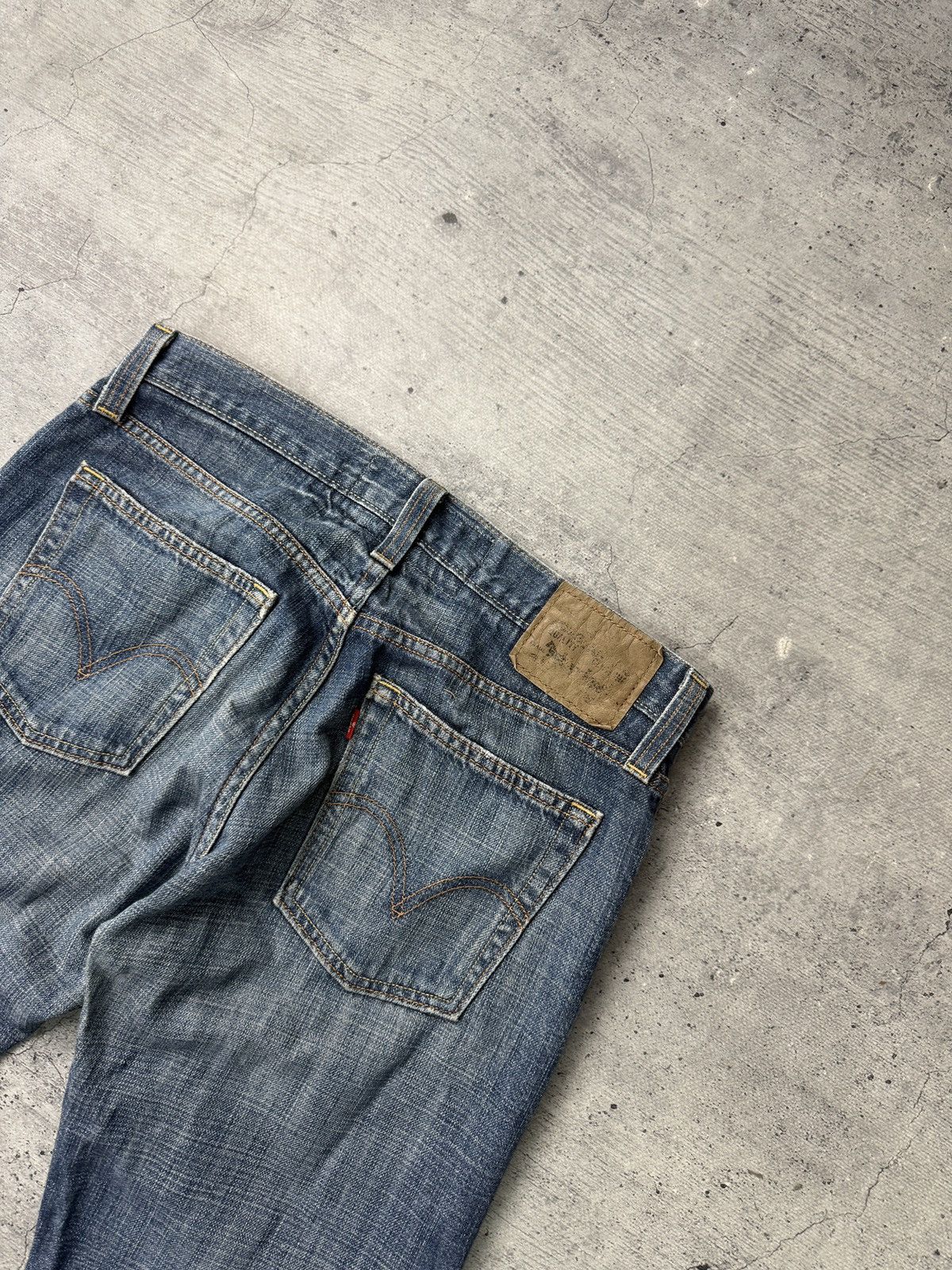 Levi's Vintage 90’s Levi’s 514 Slim Straight Jeans Size US 32 / EU 48 - 2 Thumbnail