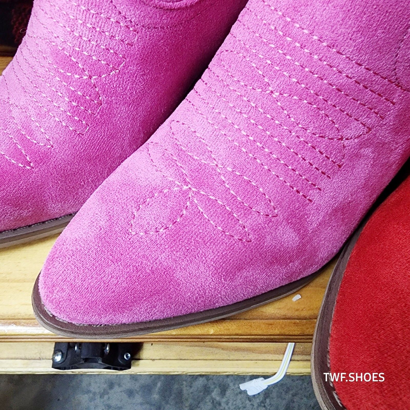 Other Wild Ones Fuchsia Pink Faux Suede Pull On Mid Calf Cowboy Co Size US 11 / IT 41 - 3 Thumbnail