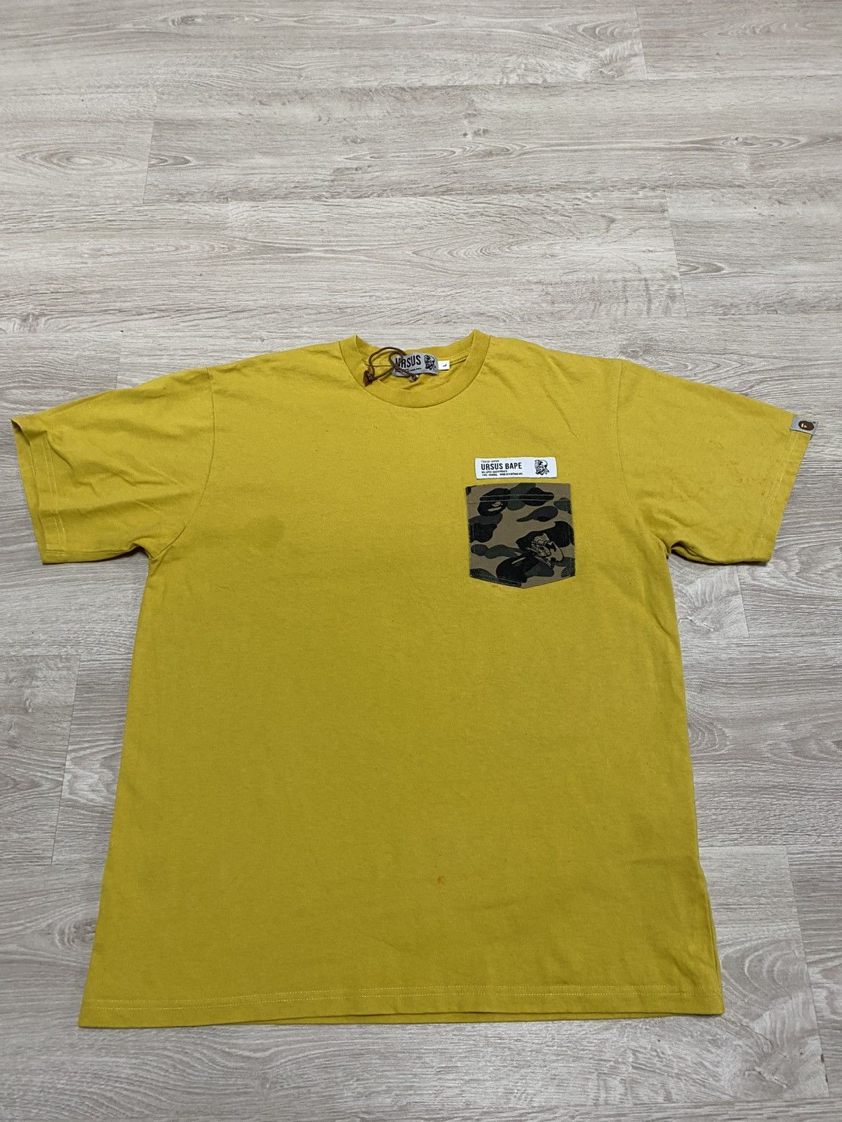 Bape BAPE BIG LOGO URSUS T-shirt size M Size US M / EU 48-50 / 2 - 1 Thumbnail