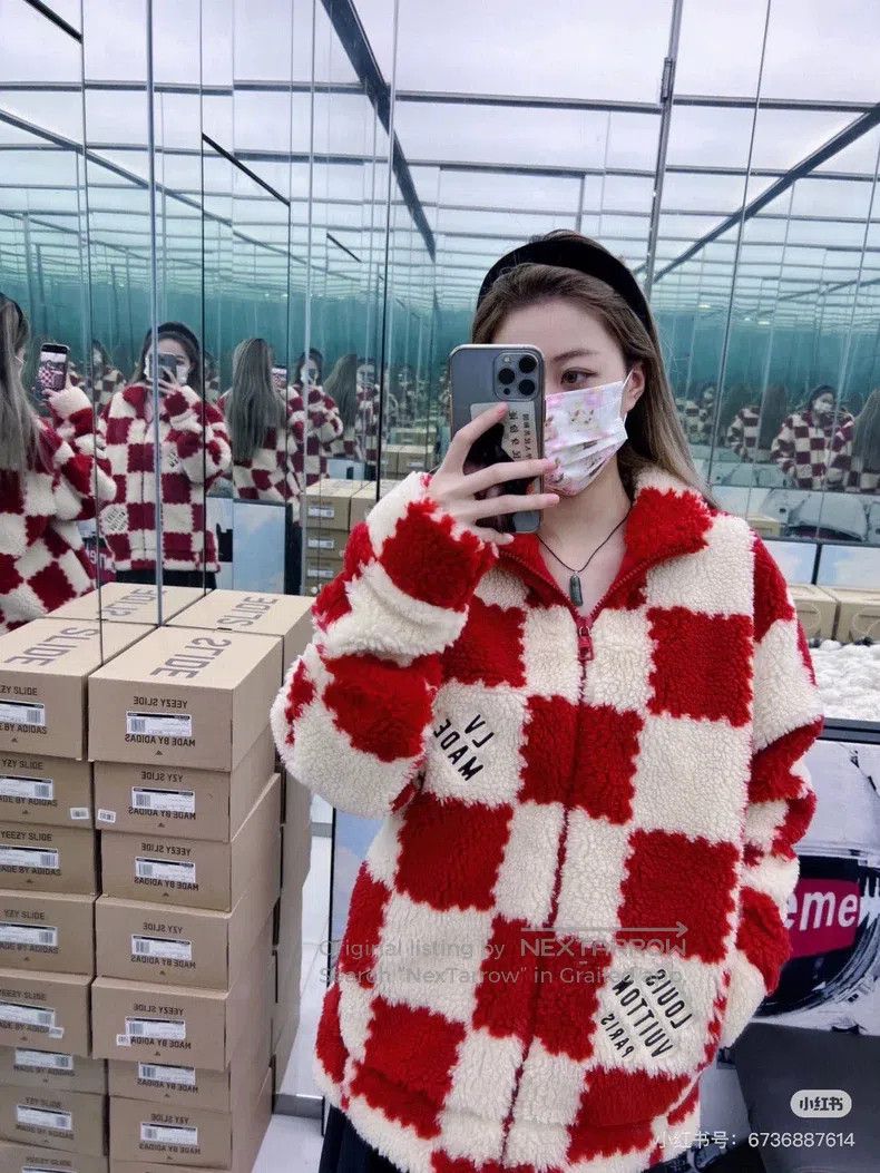 Louis Vuitton Louis Vuitton Nigo2 co-branded red and white checkerboard Size US XL / EU 56 / 4 - 9 Thumbnail