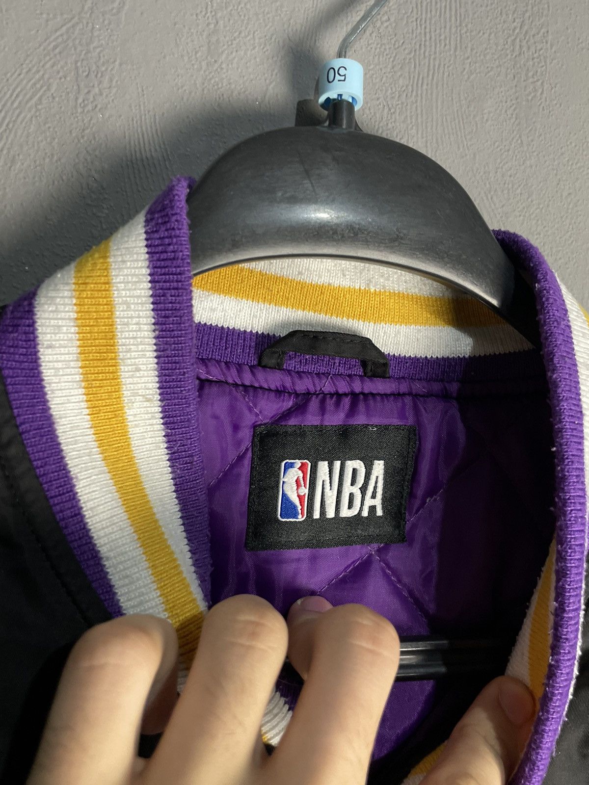 NBA L.A. Lakers Bomber Jacket Size US S / EU 44-46 / 1 - 7 Thumbnail