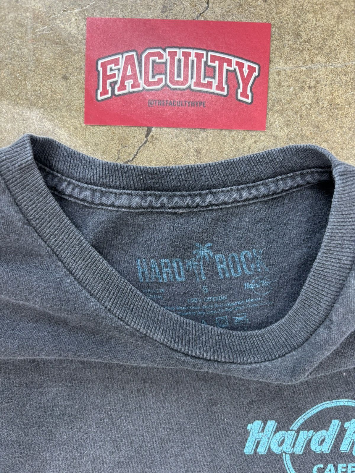 Hard Rock Cafe × Vintage Hard Rock Nassau Bahamas Pirate Tee Small Size US S / EU 44-46 / 1 - 3 Thumbnail